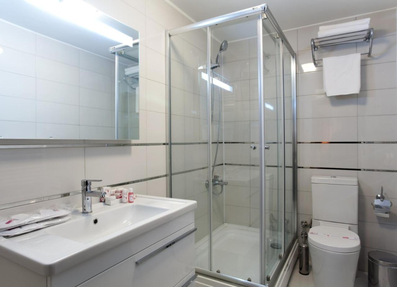 Derpa Otel - Image 114