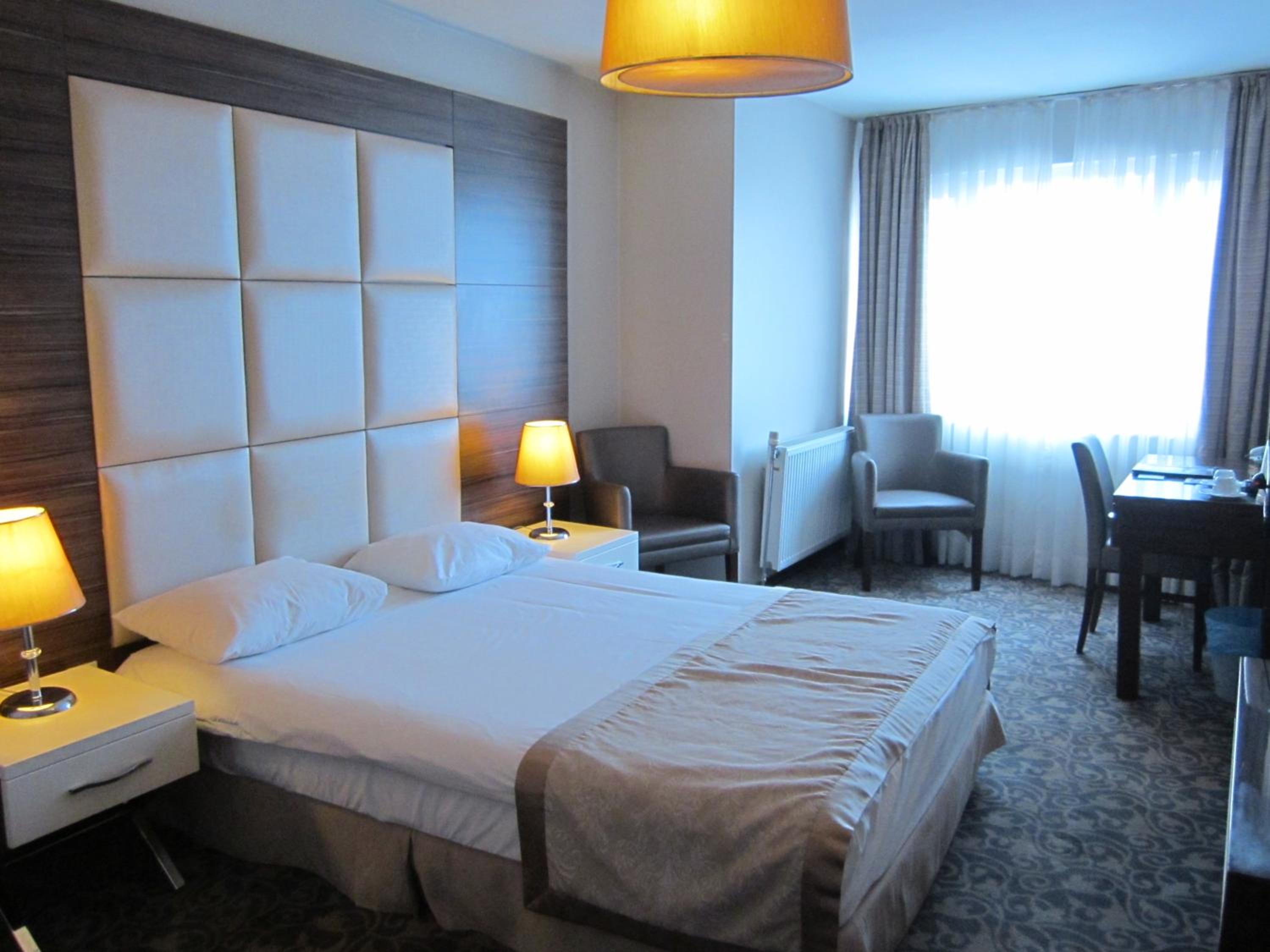 Derpa Otel - Image 87