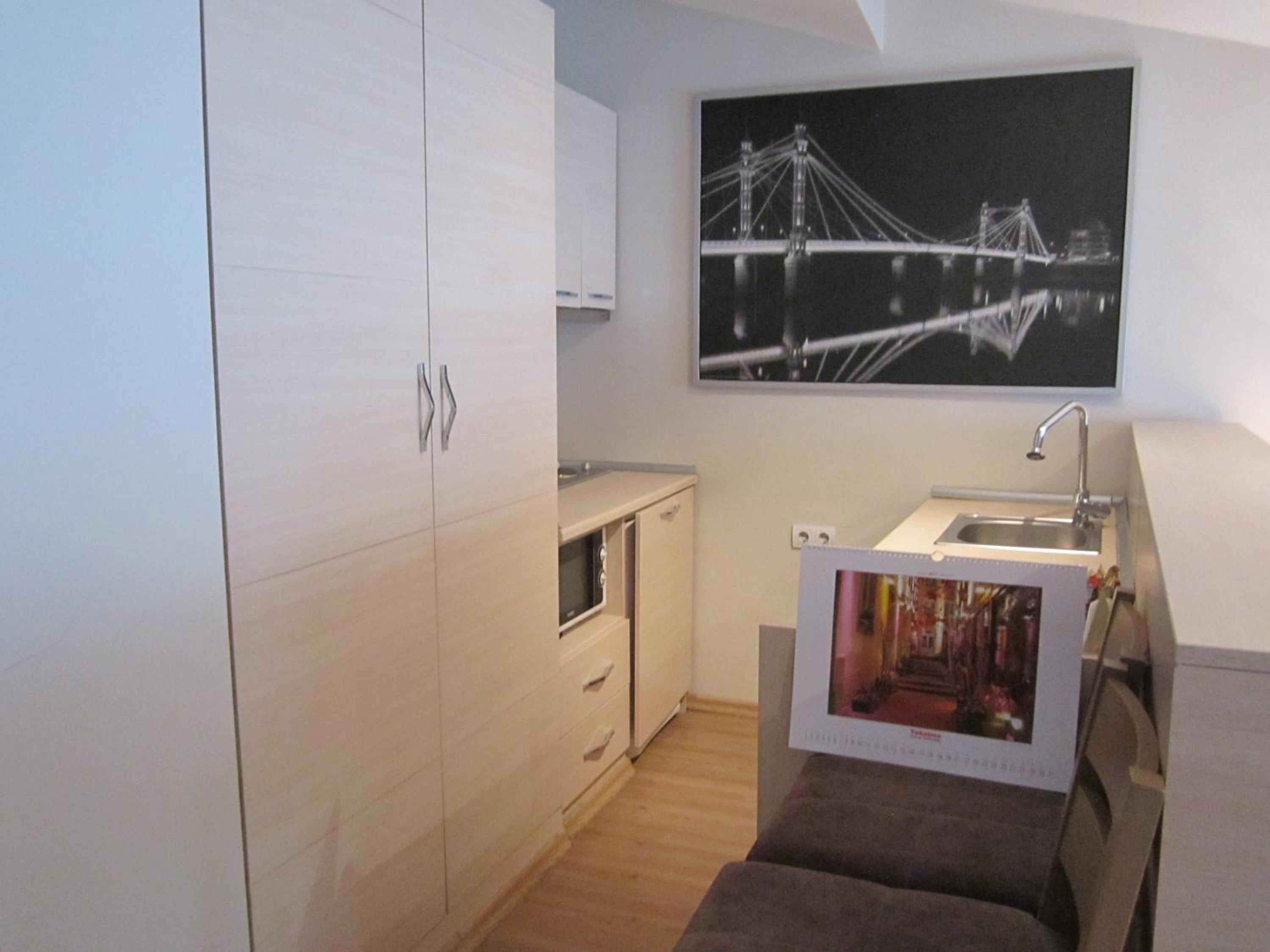 Derpa Otel - Image 109