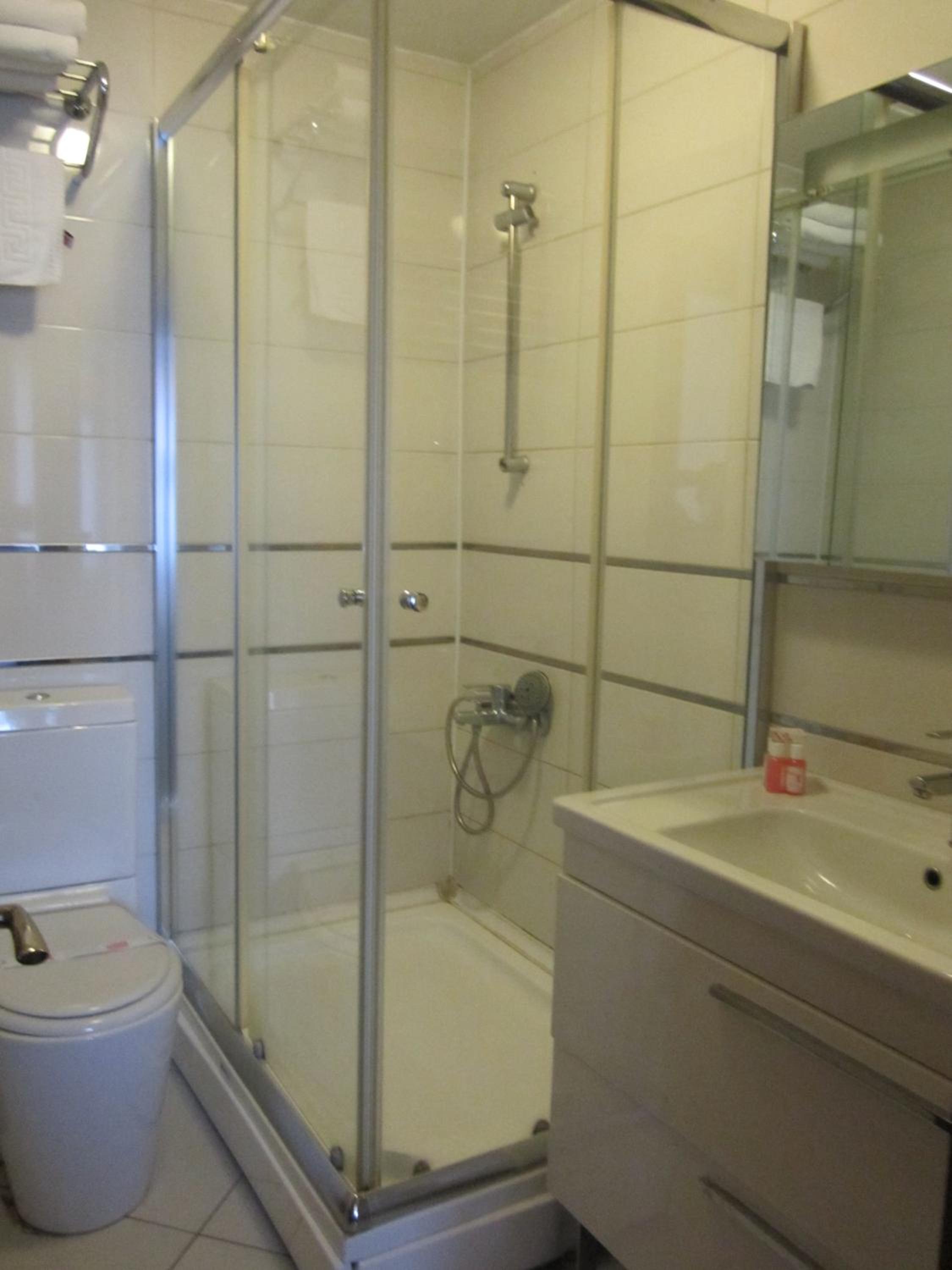 Derpa Otel - Image 117