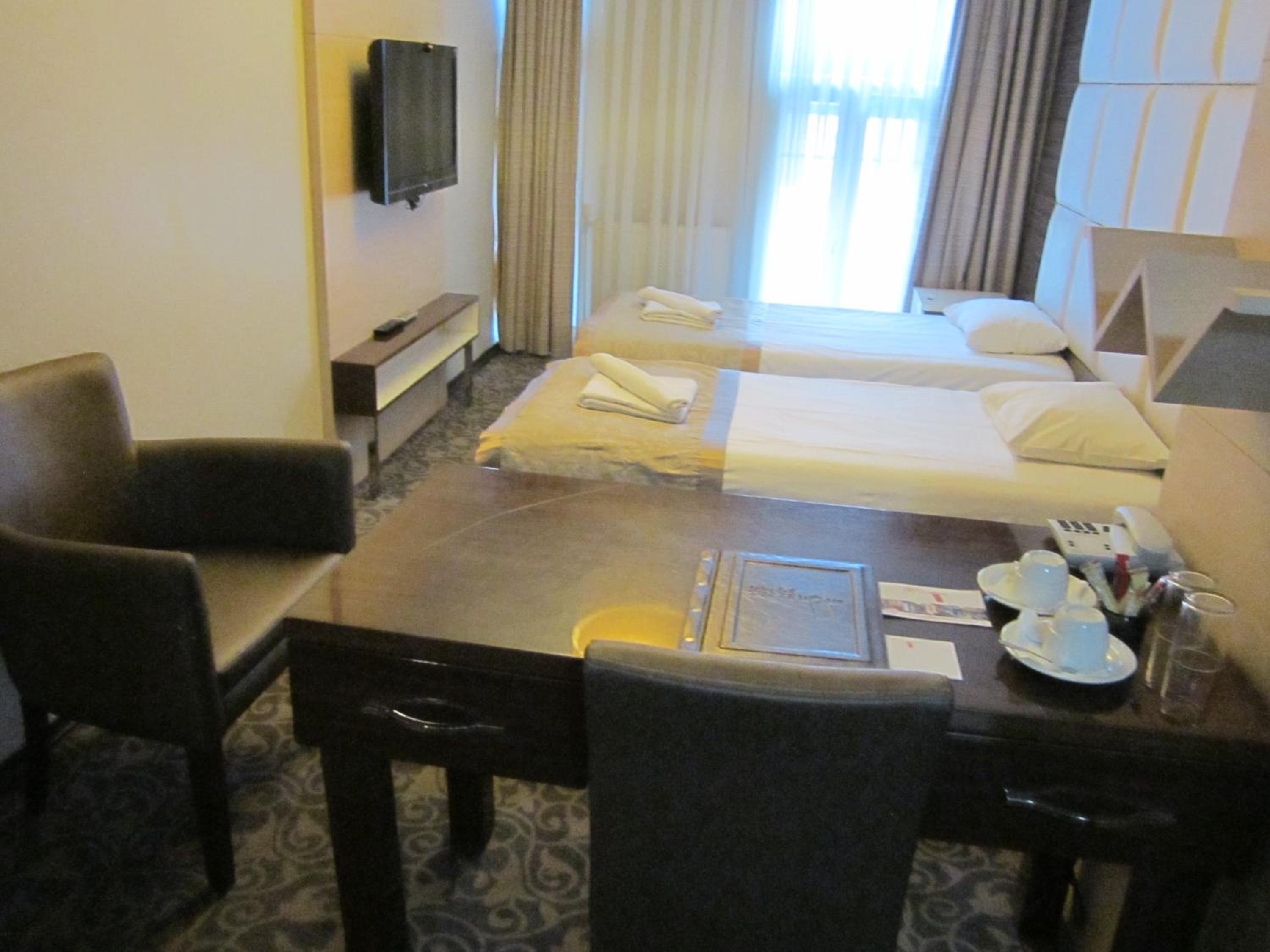 Derpa Otel - Image 86