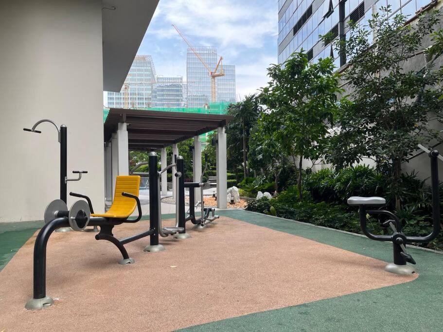 BGC Uptown Mall Suite photo 3