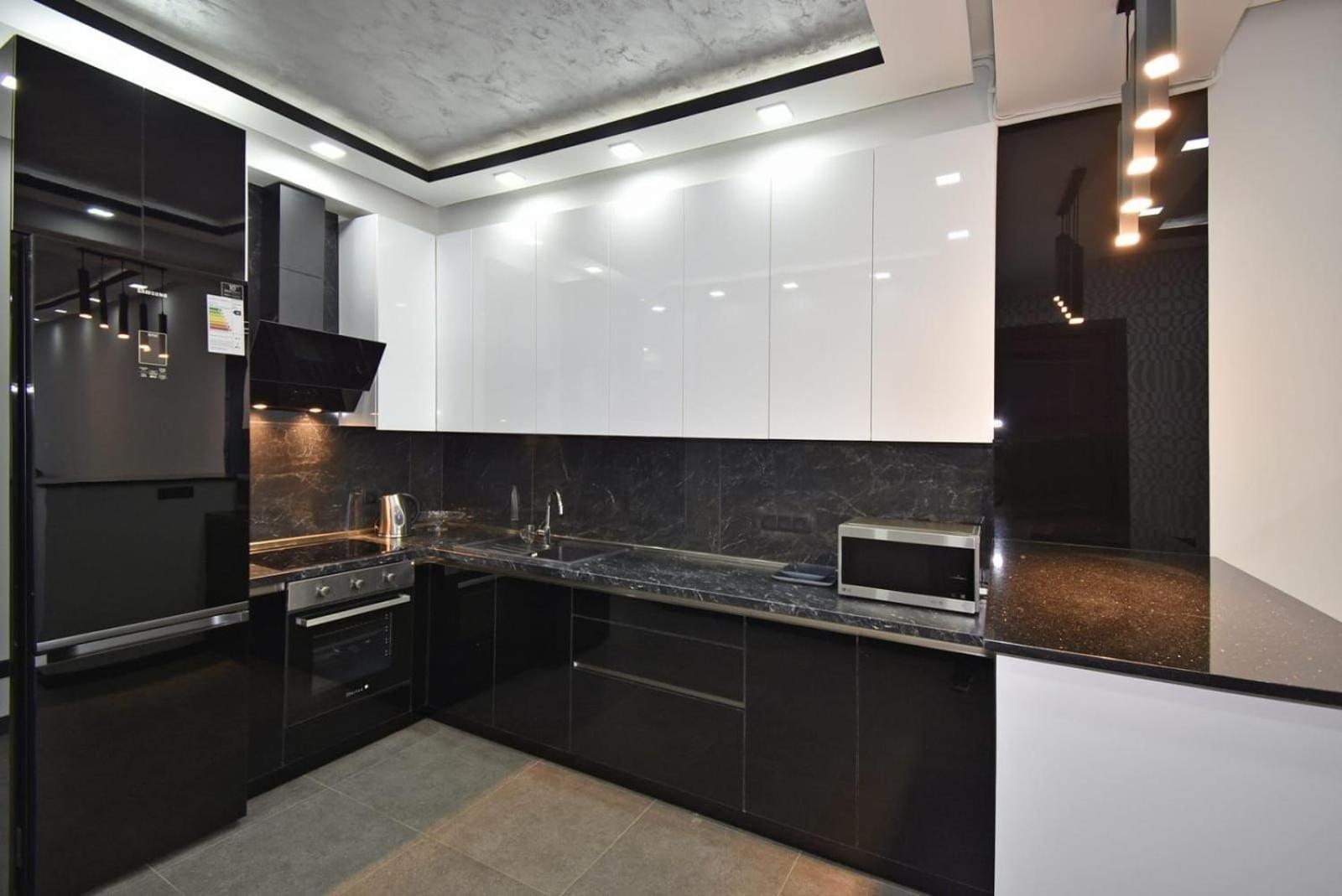LUXUARY 2 Bedroom Apartment ,Centre, NEW Buiding