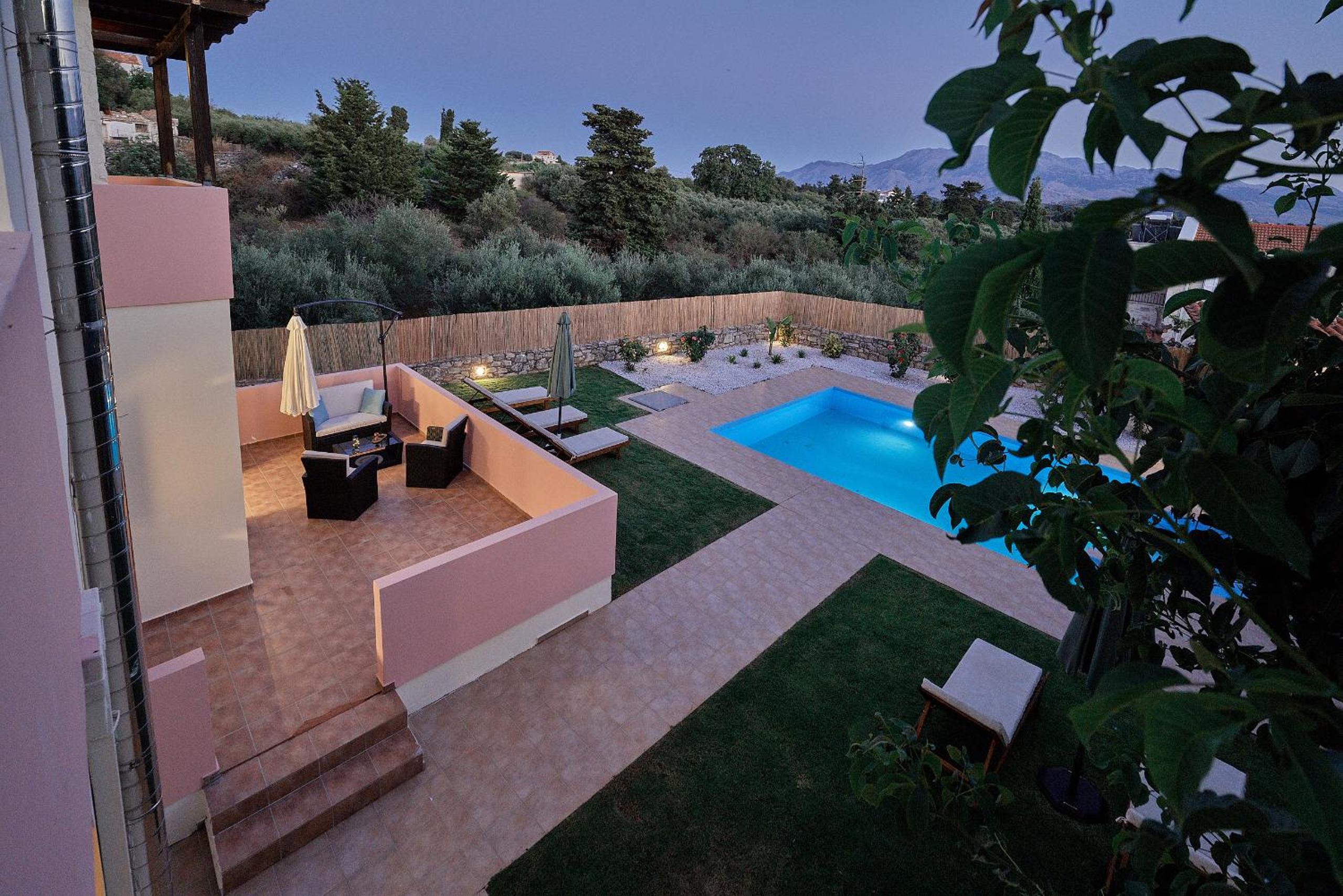 Photo 38
