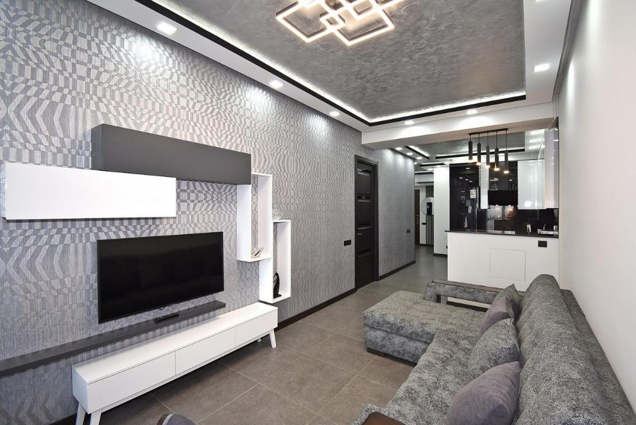 LUXUARY Spacious Apartment in Yerevan 2BDR 2Bathroom