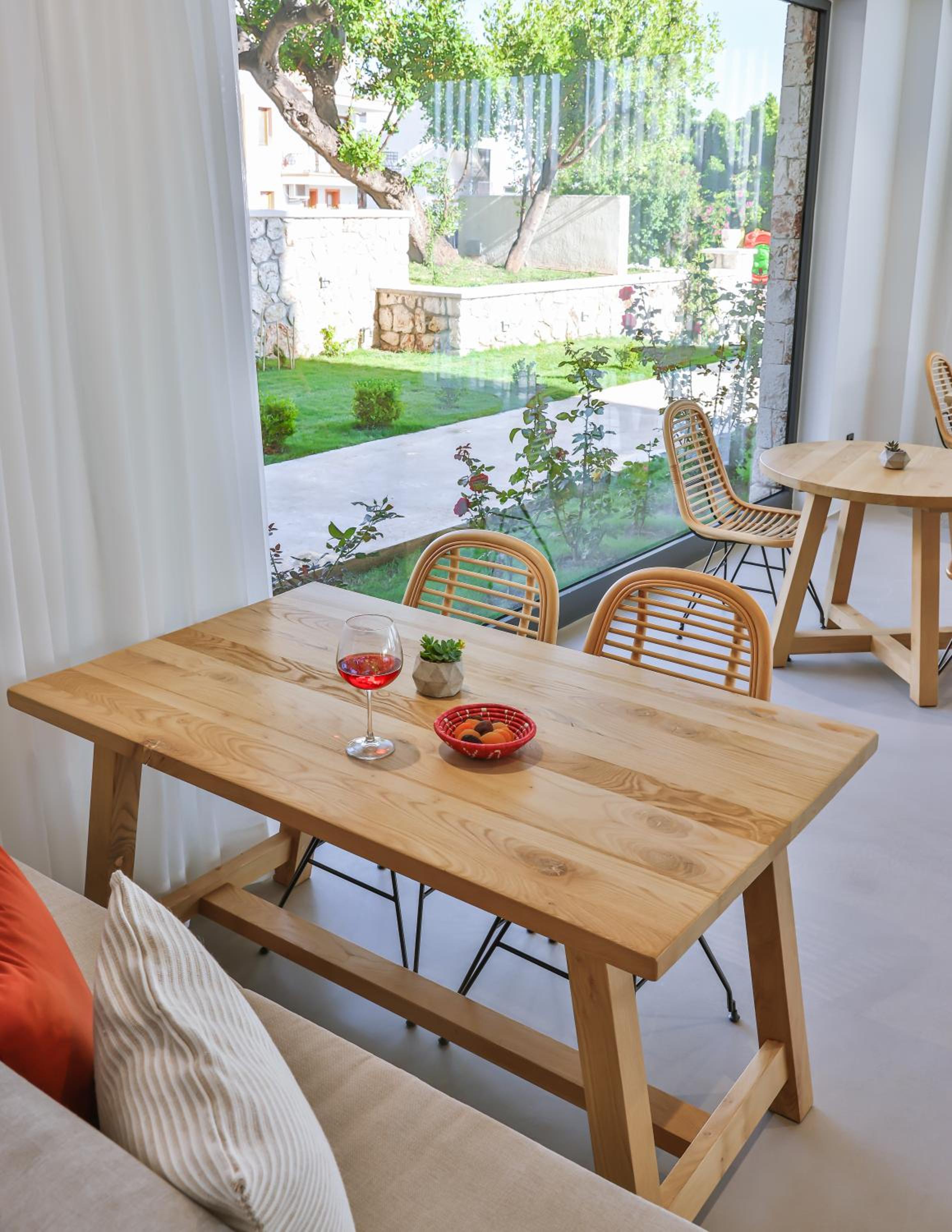 Carruba Boutique Hotel - Image 7