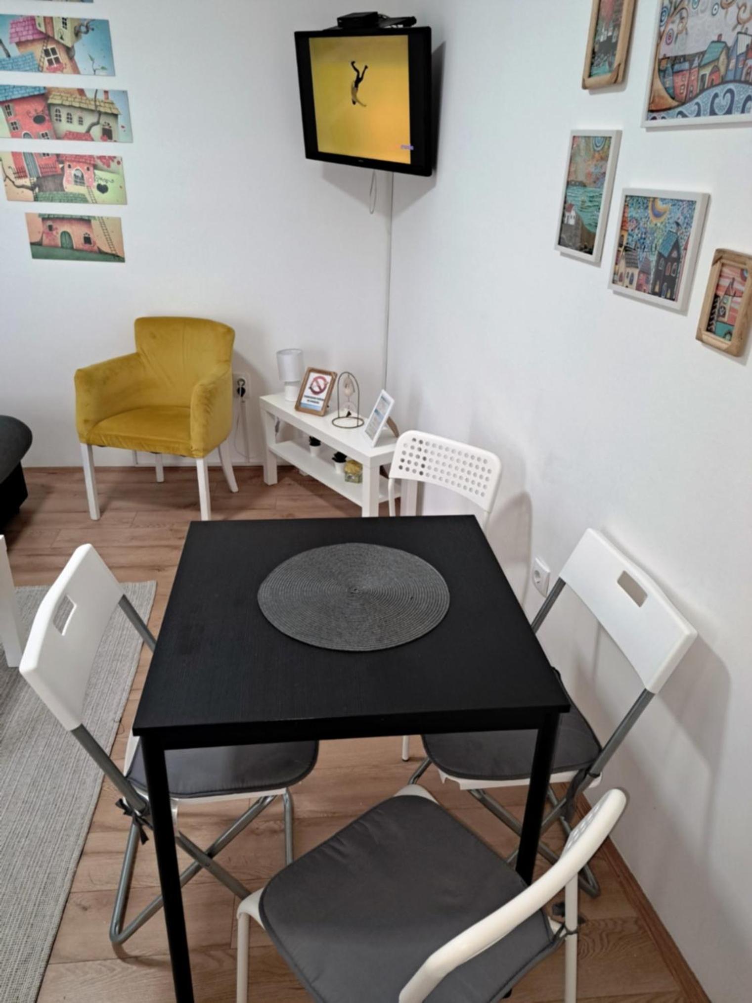 Anja Apartman