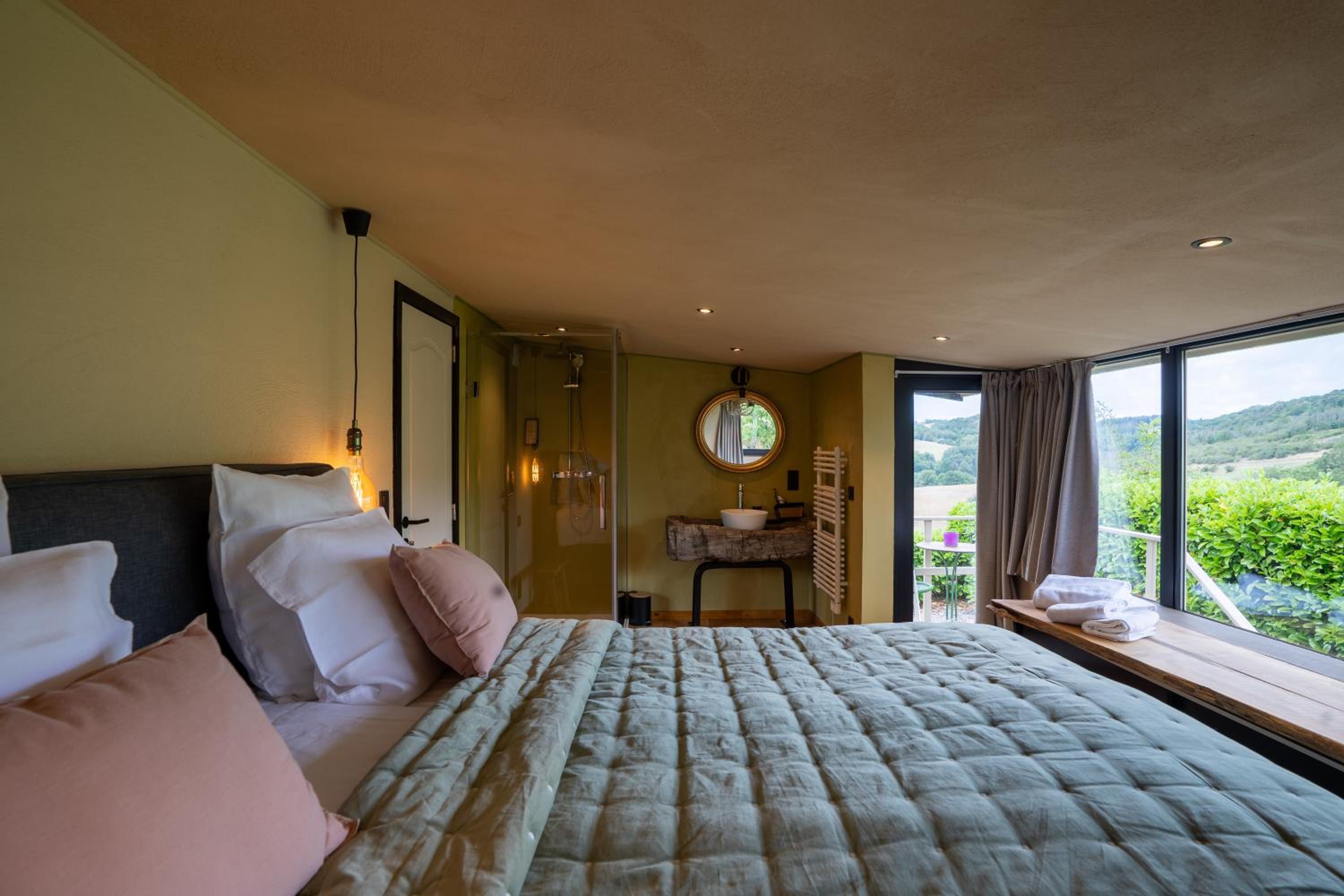 La Villa Ava