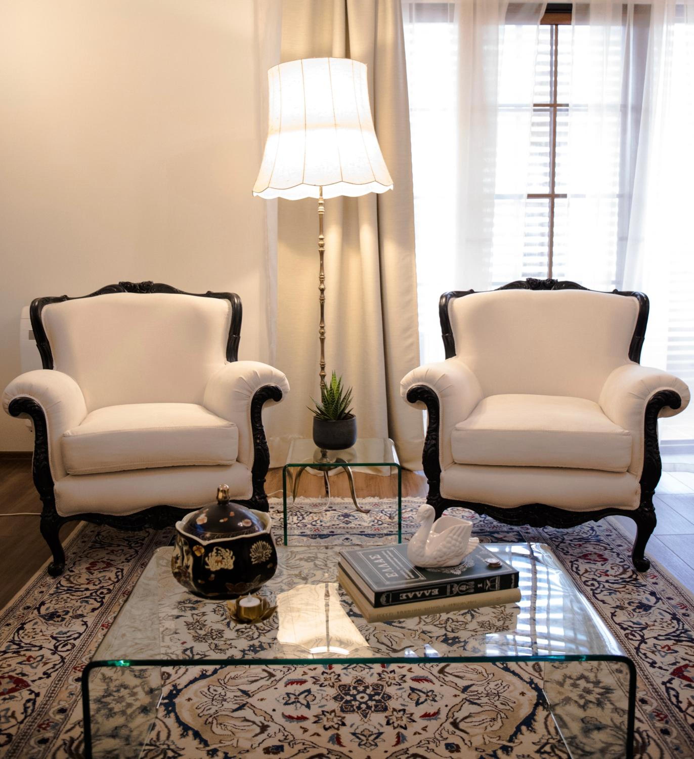 NOVI's Luxury Apartment 2