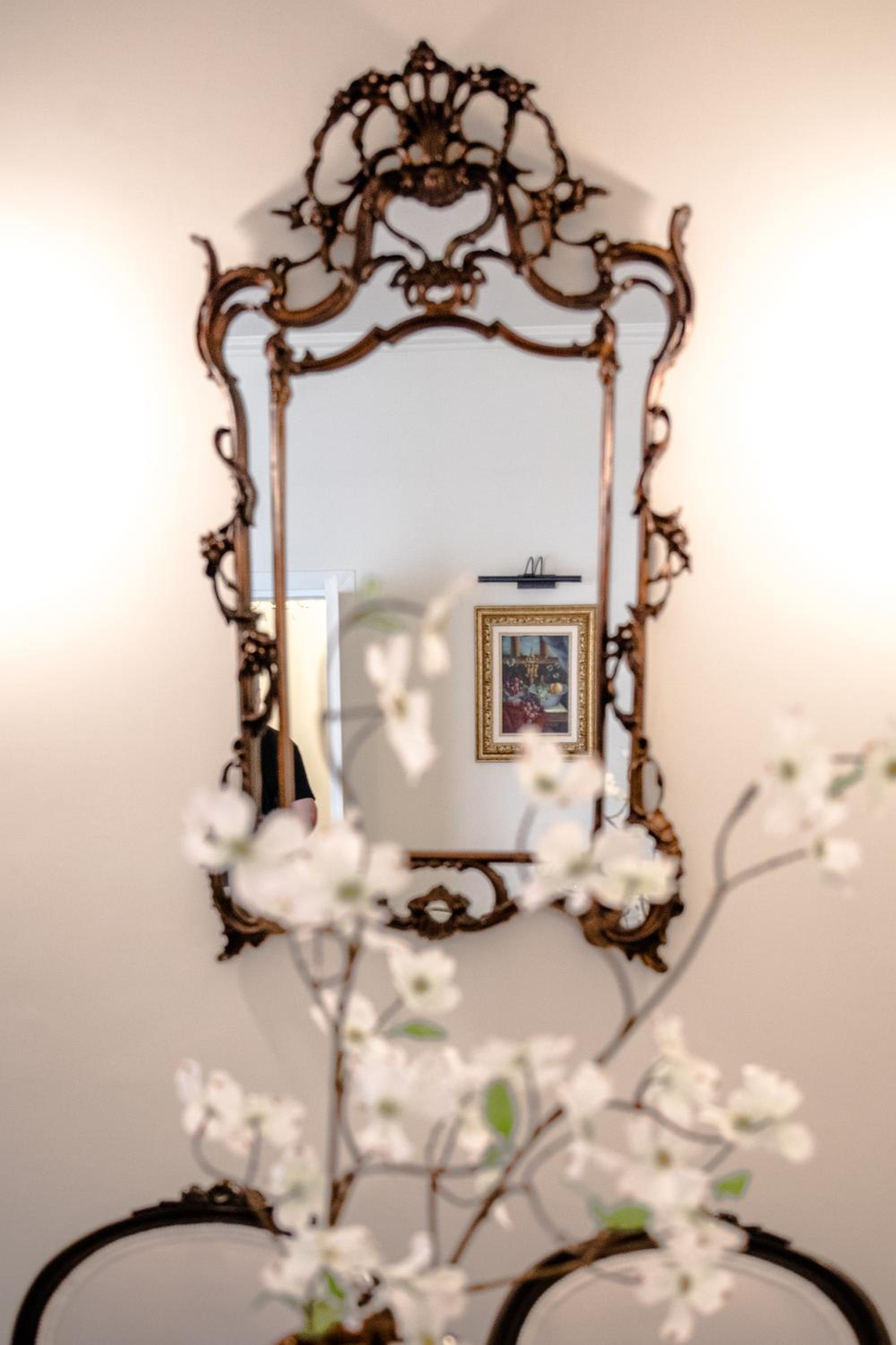 NOVI's Luxury Apartment 2