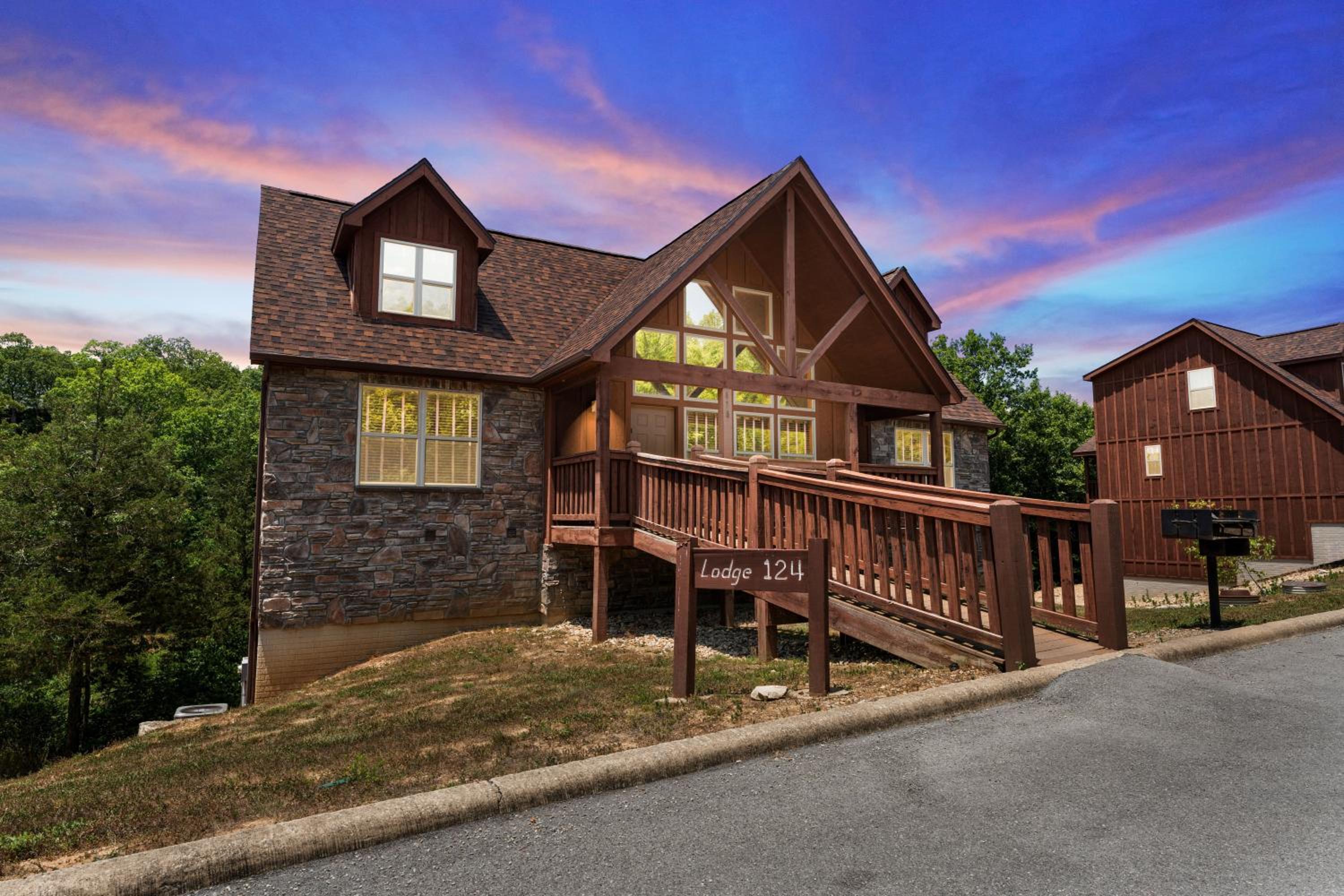 Branson Vacations - Timeless Memories Lodge Cabin - Property Image 1