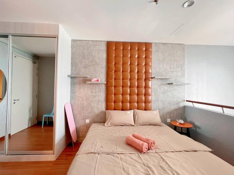 Duplex 4px @ Direct Linked to Central I-CITY & SOGO with Free Carpark photo 2