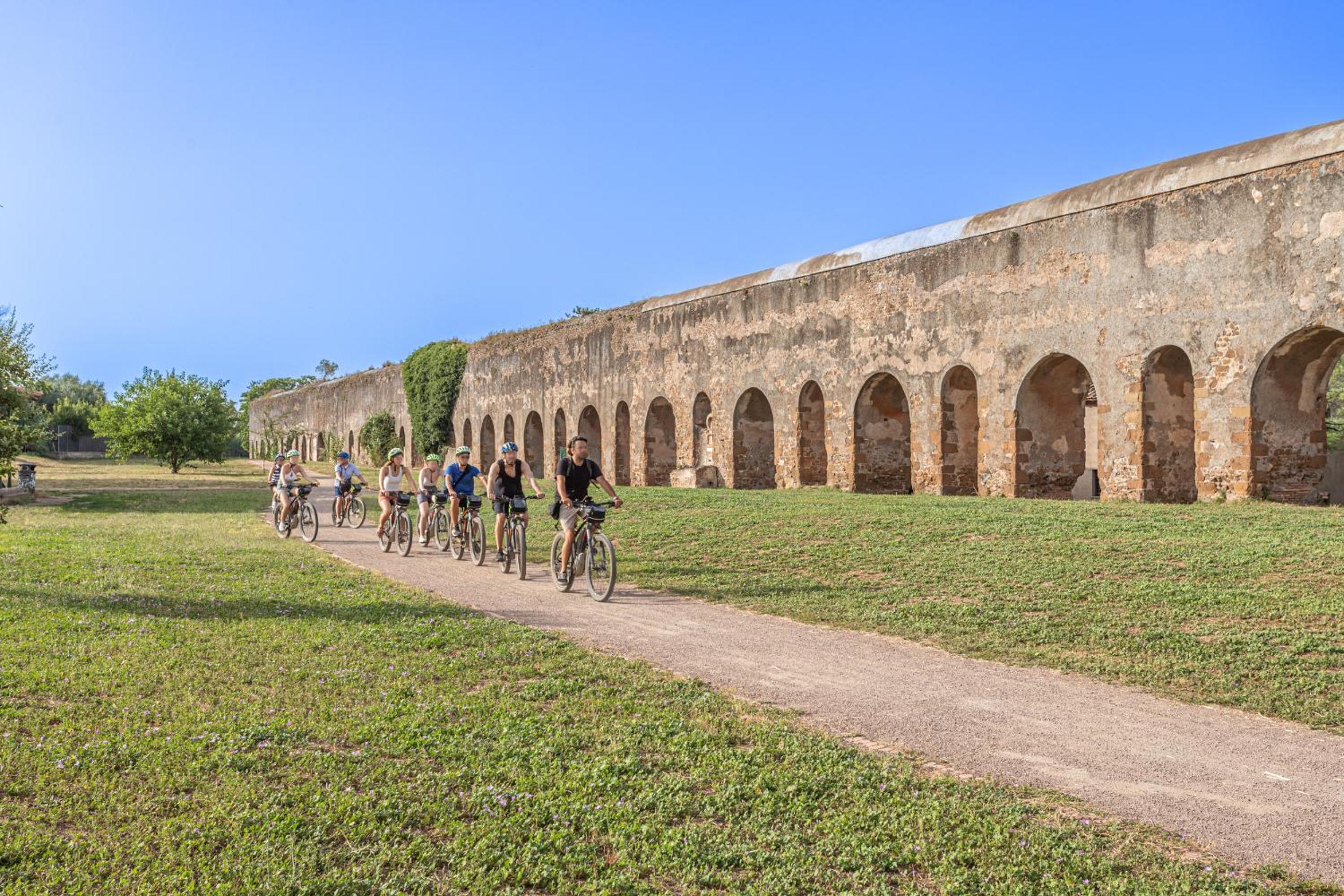 BBHOME Domus aquae inside of appia antica park