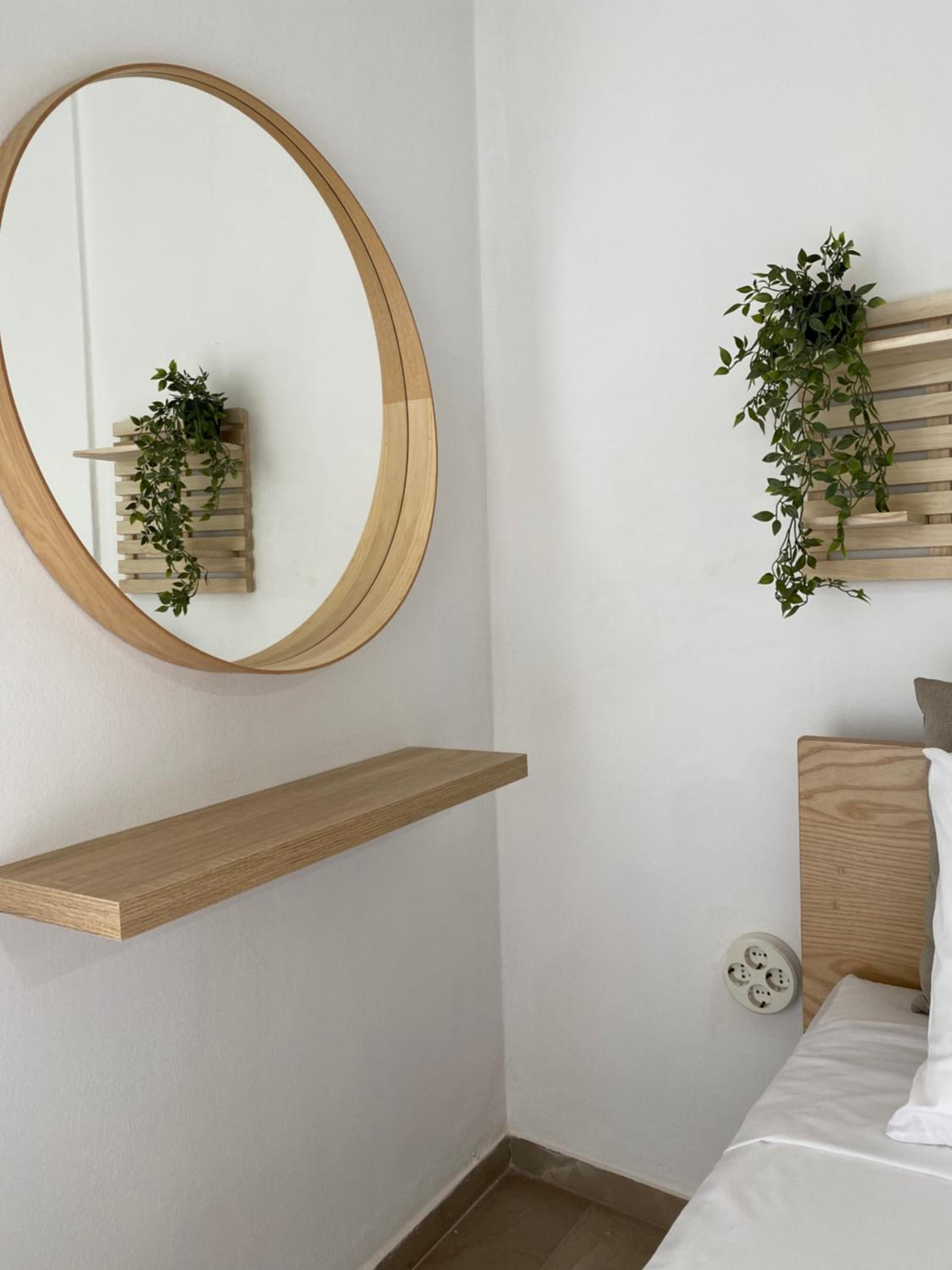 The Lemon Breeze Studio photo 4