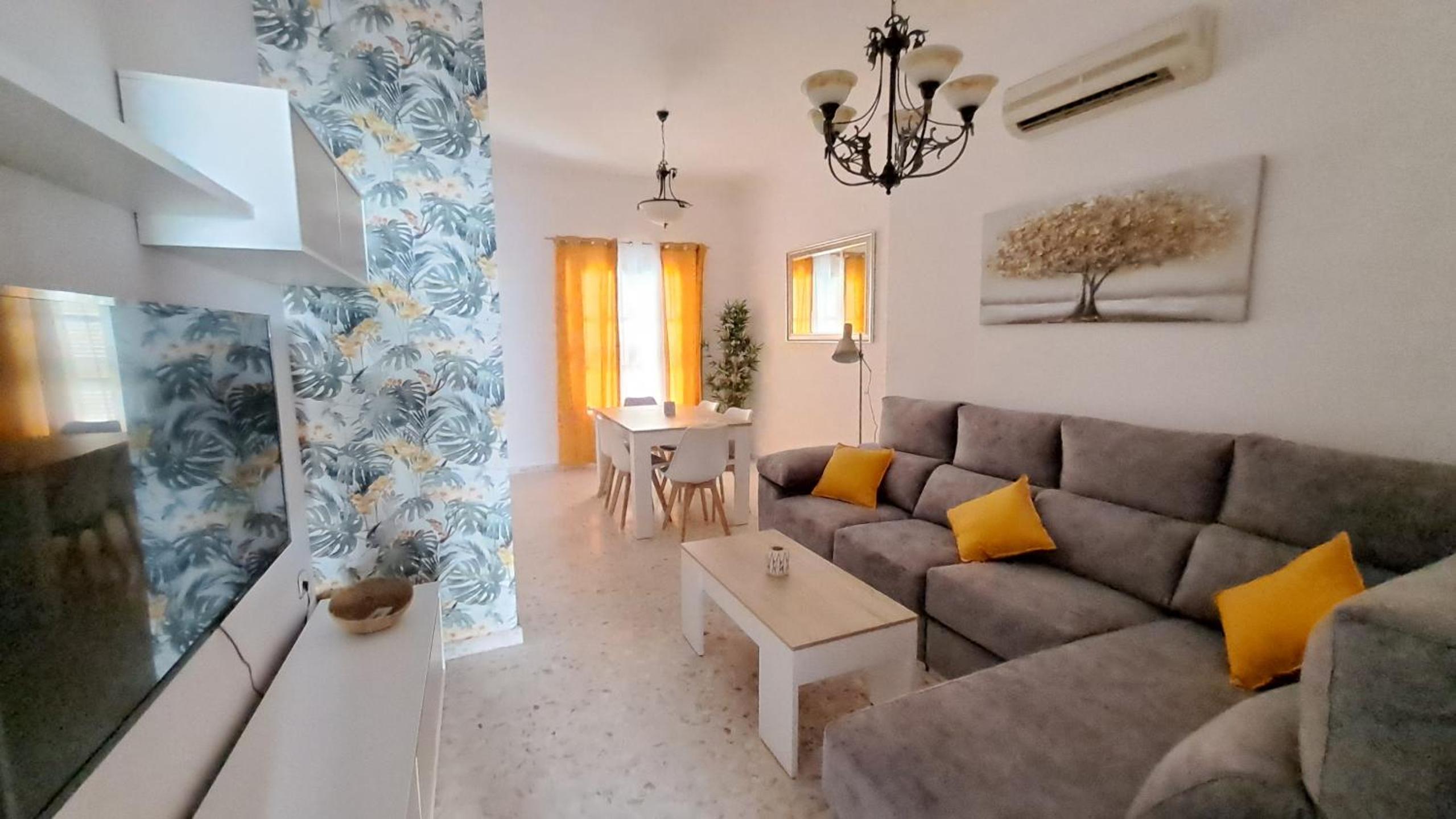 Apartamentos TrianaSol