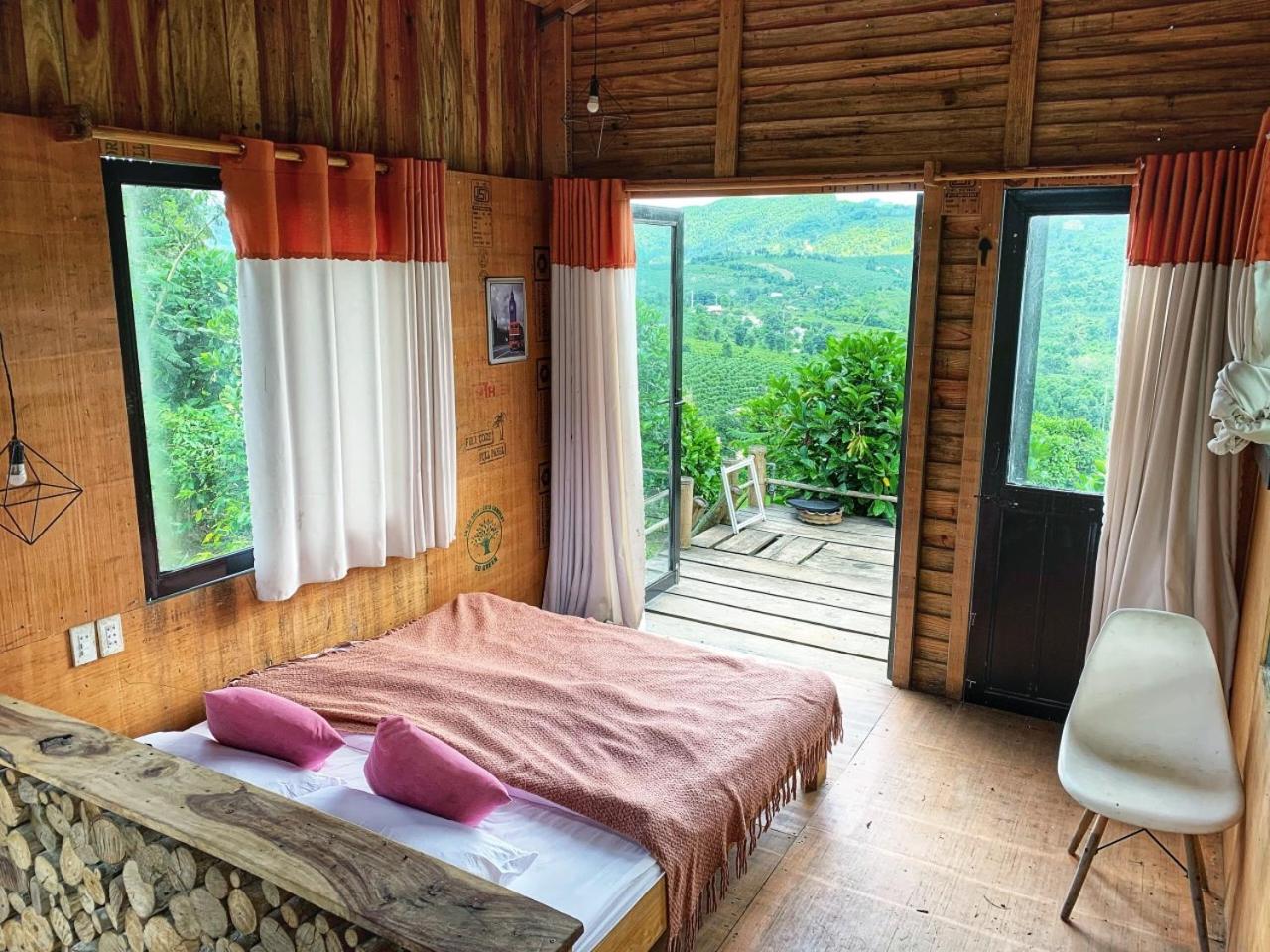 Năm mùa Bungalows