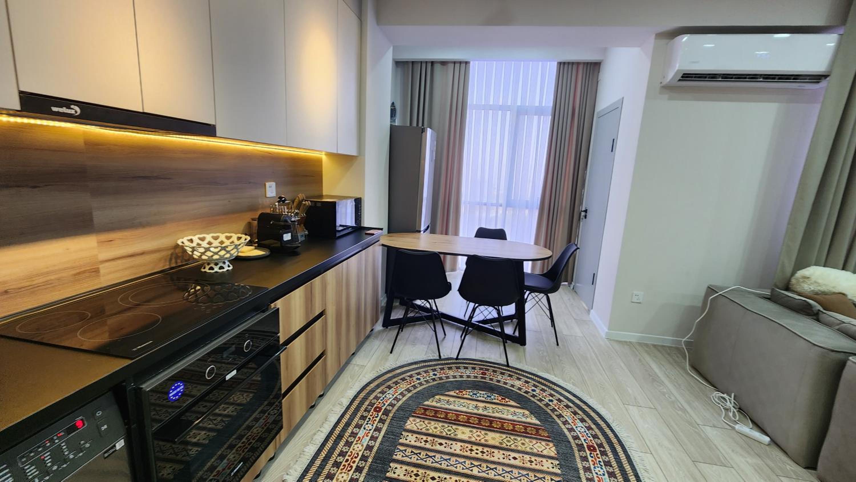 Alinoor's Apartments