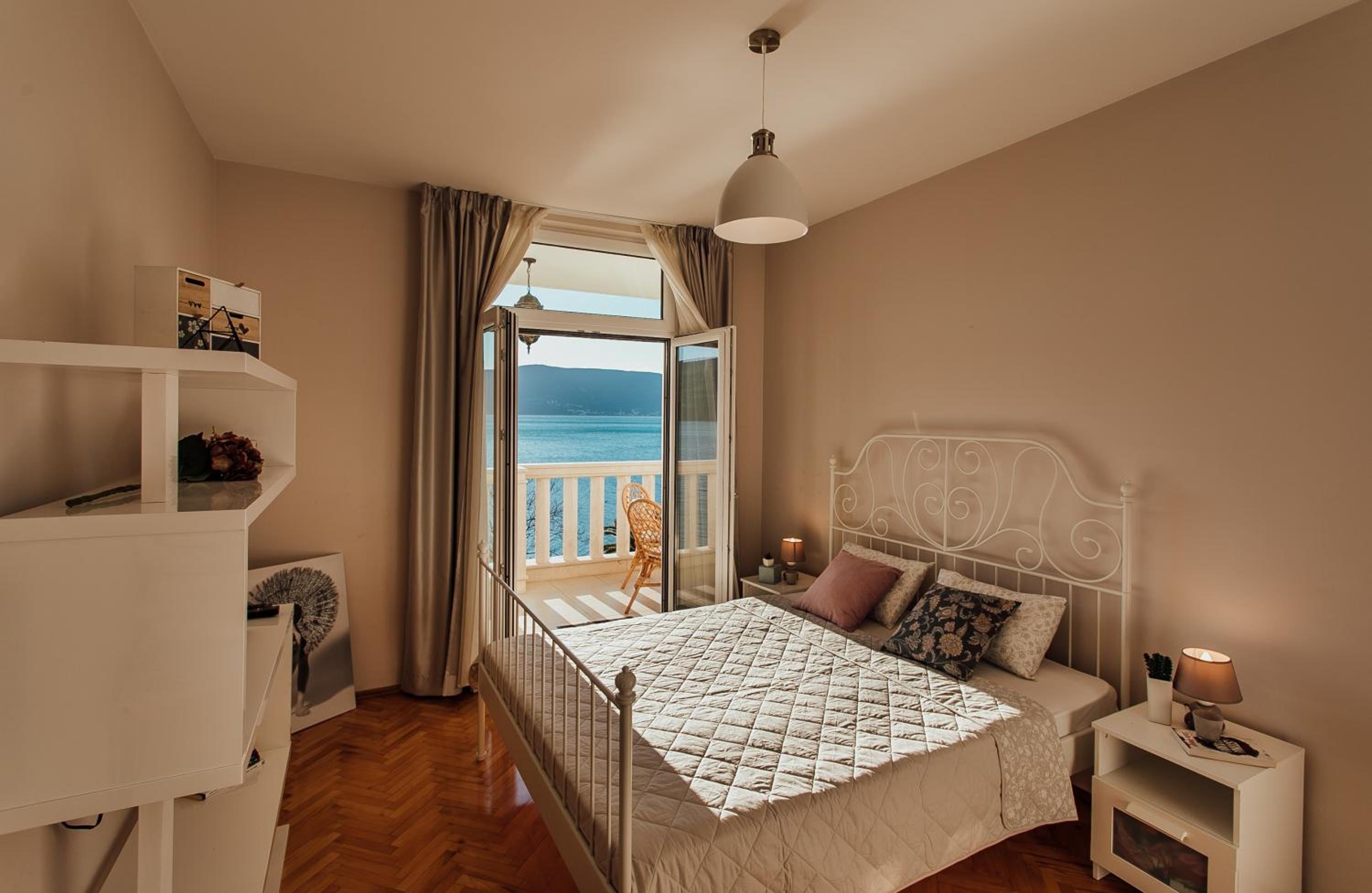 SunnyCoastVilla