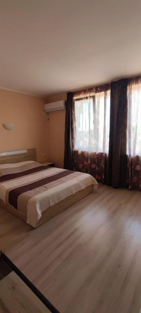 Guest House 