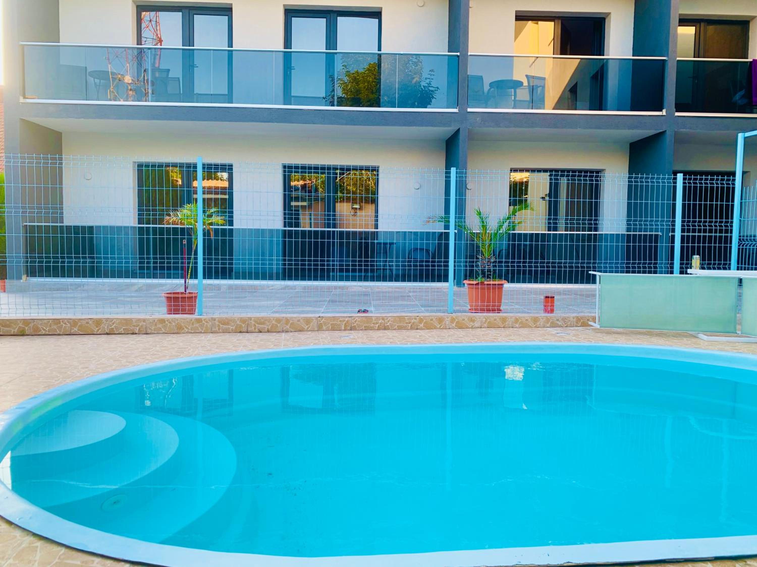 Laguna Grey view 5