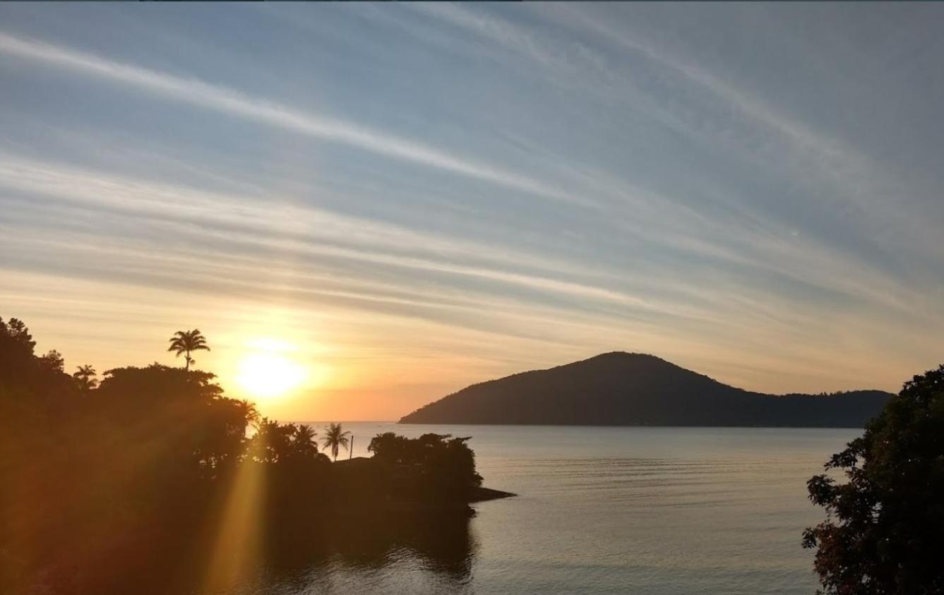 Apartamento Ubatuba Vista para o Mar