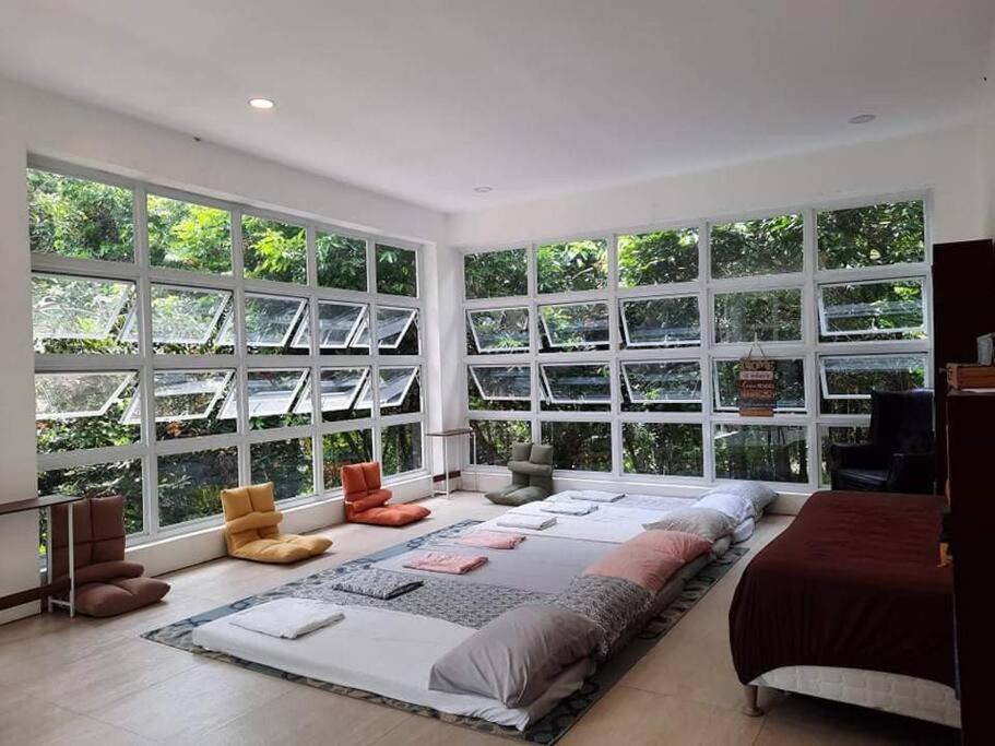 Country Home w Private Pool at Antipolo