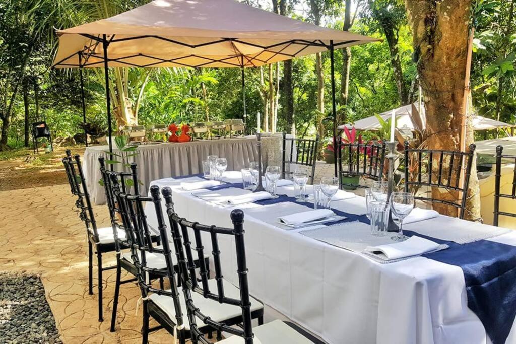 Country Home w Private Pool at Antipolo