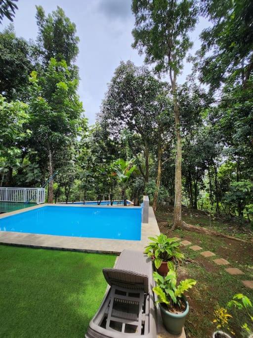 Country Home w Private Pool at Antipolo