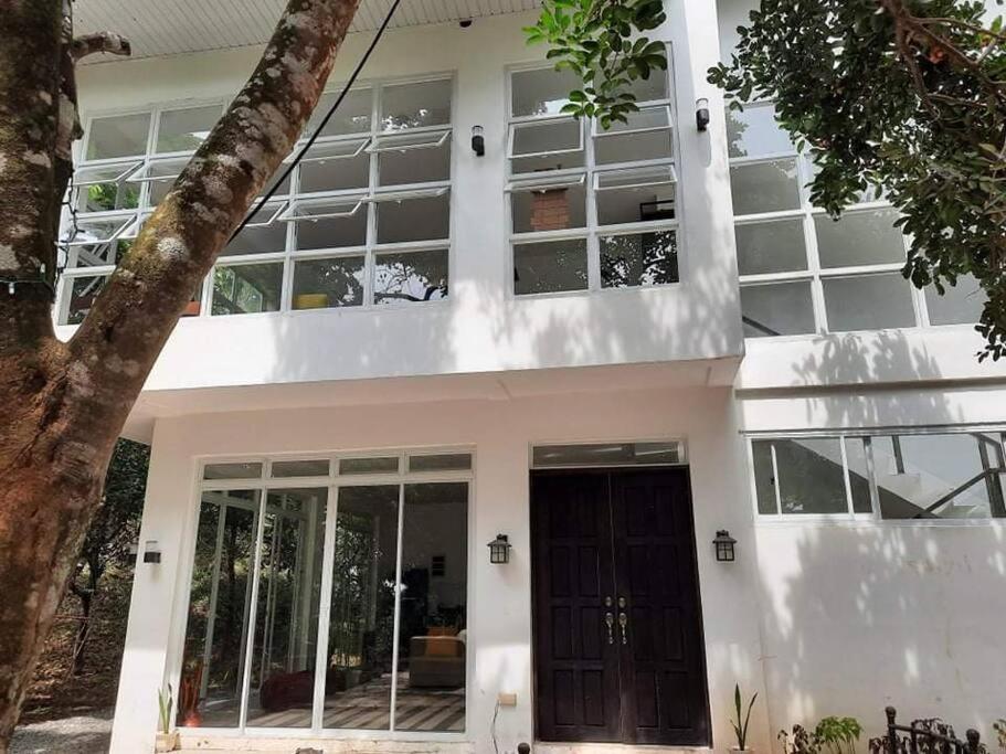 Country Home w Private Pool at Antipolo