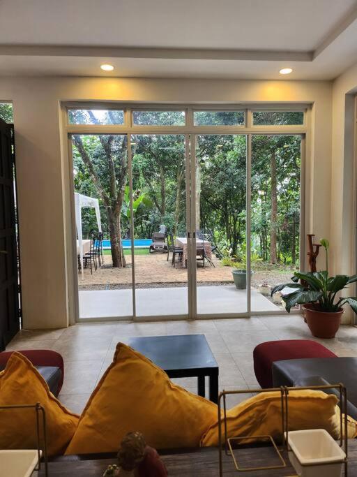 Country Home w Private Pool at Antipolo
