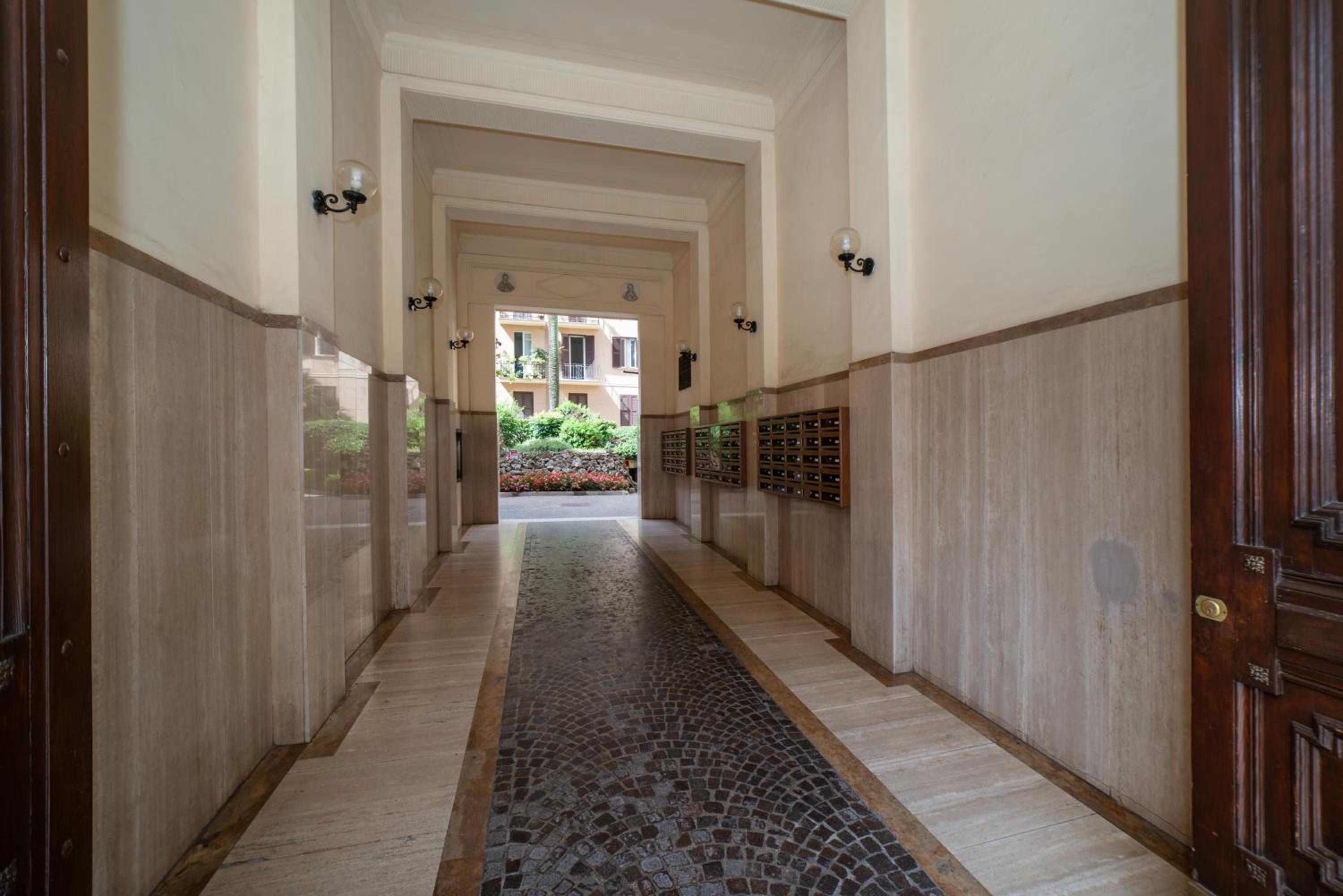 Appia96 Apartments