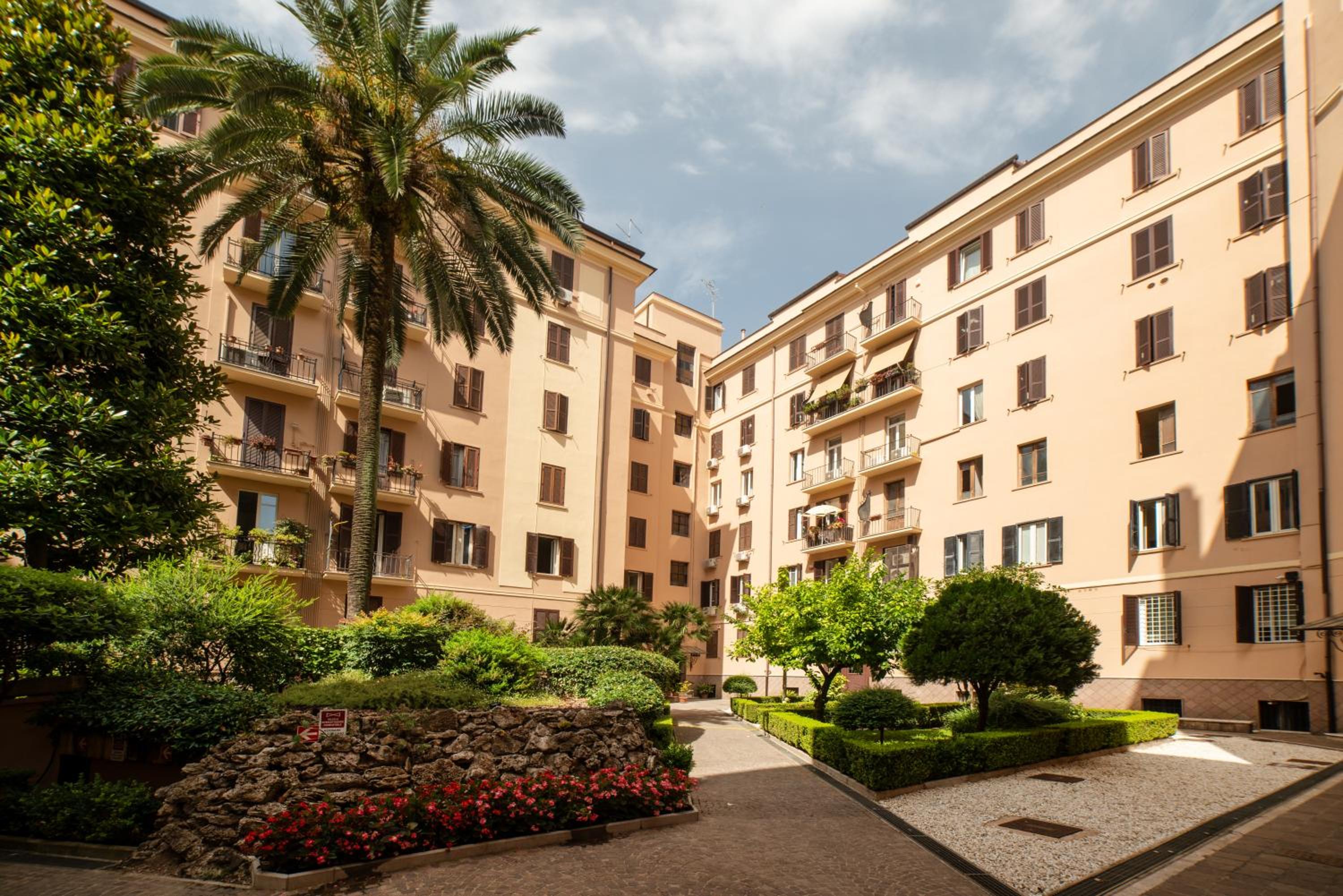 Appia96 Apartments