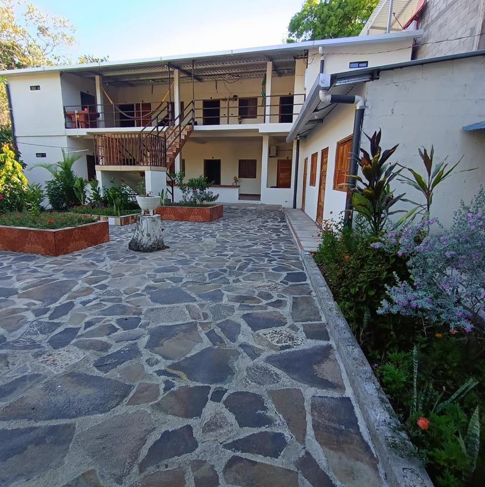 Hostal las 3 J view 3