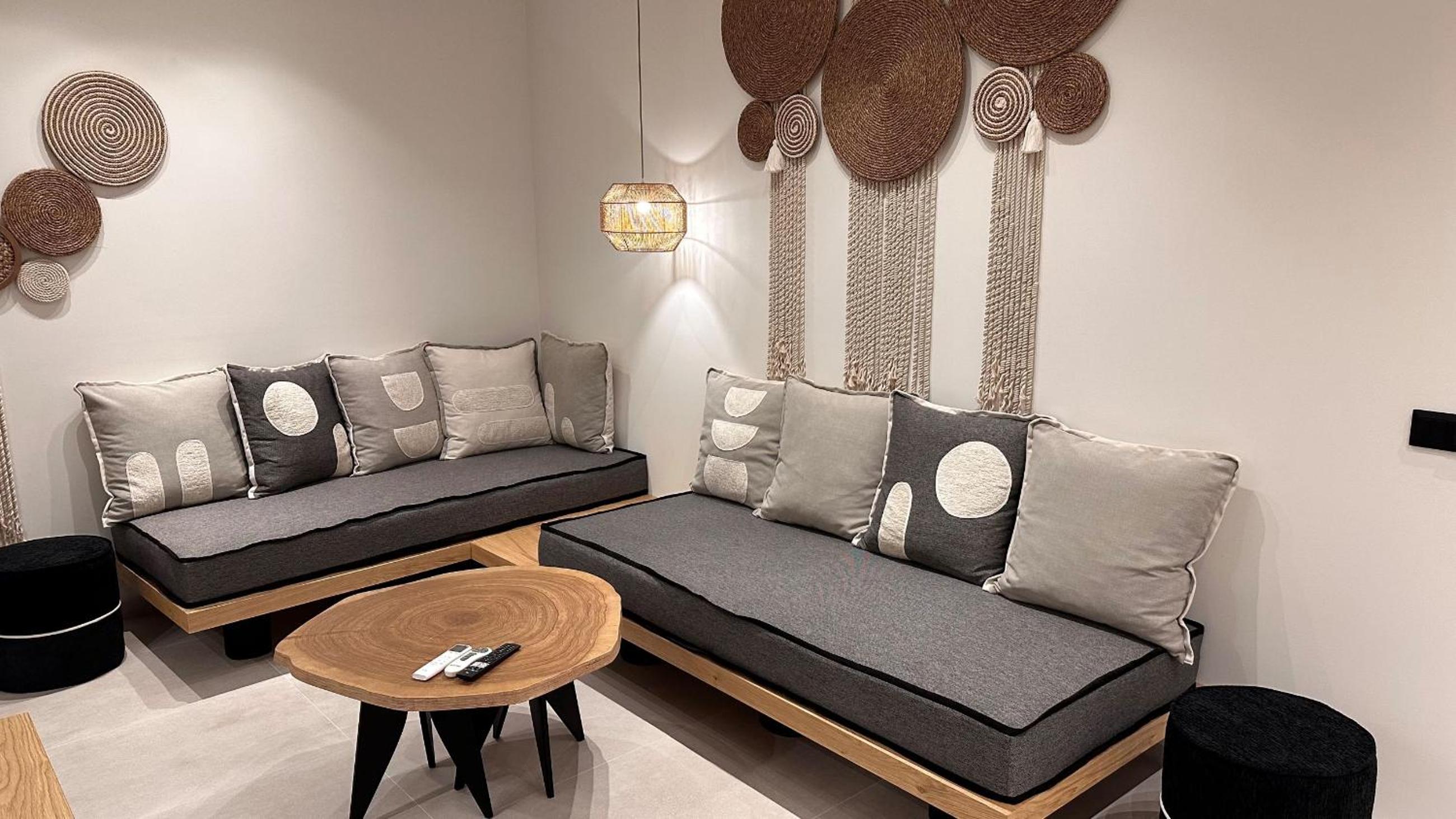 Aristotle Suites