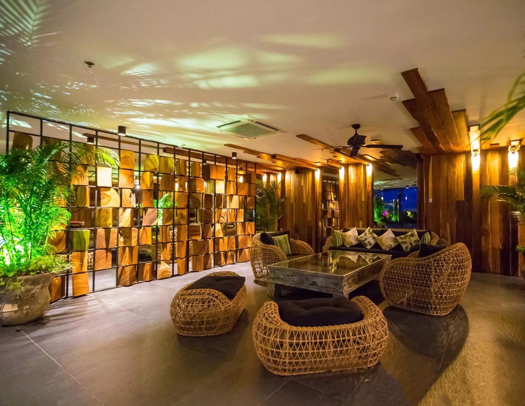 lounge