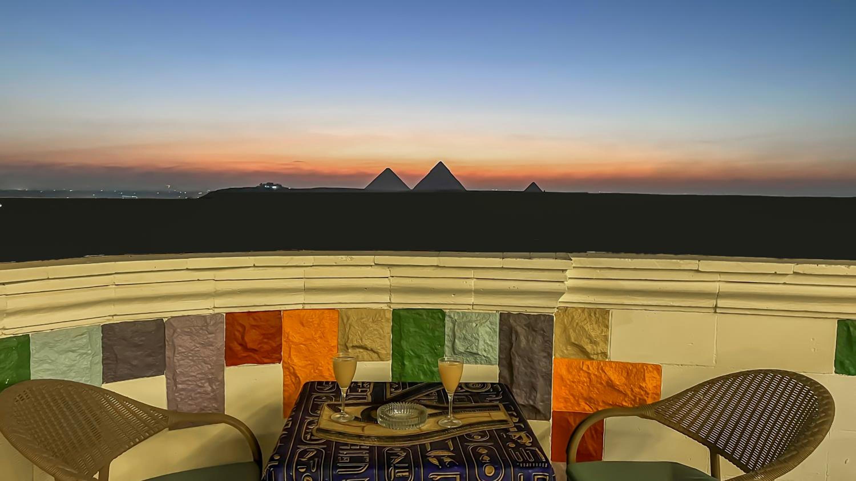 Atlantis Pyramids Inn New