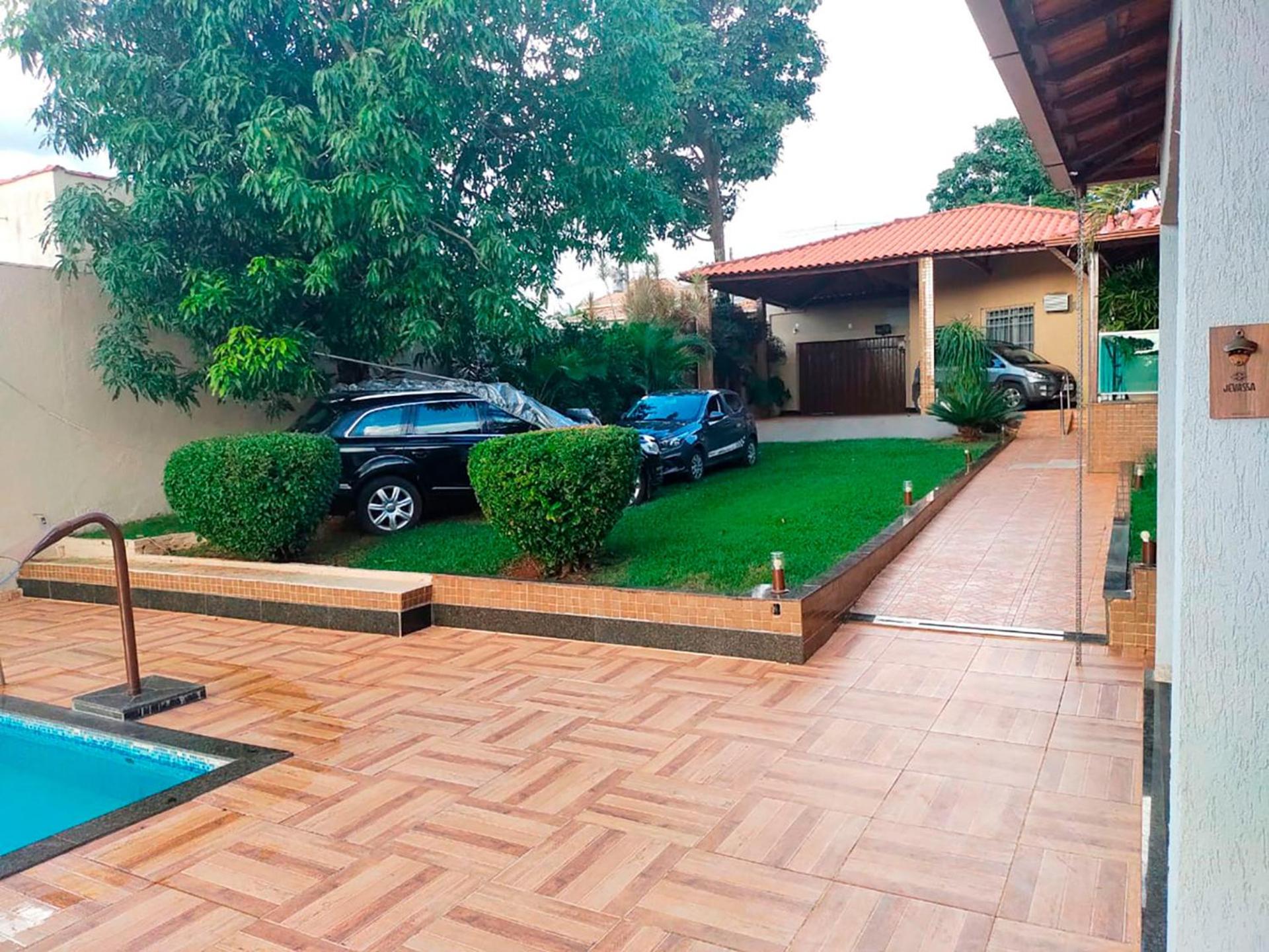 Casa de Campo com Wi-Fi churrasq e piscina em MG
