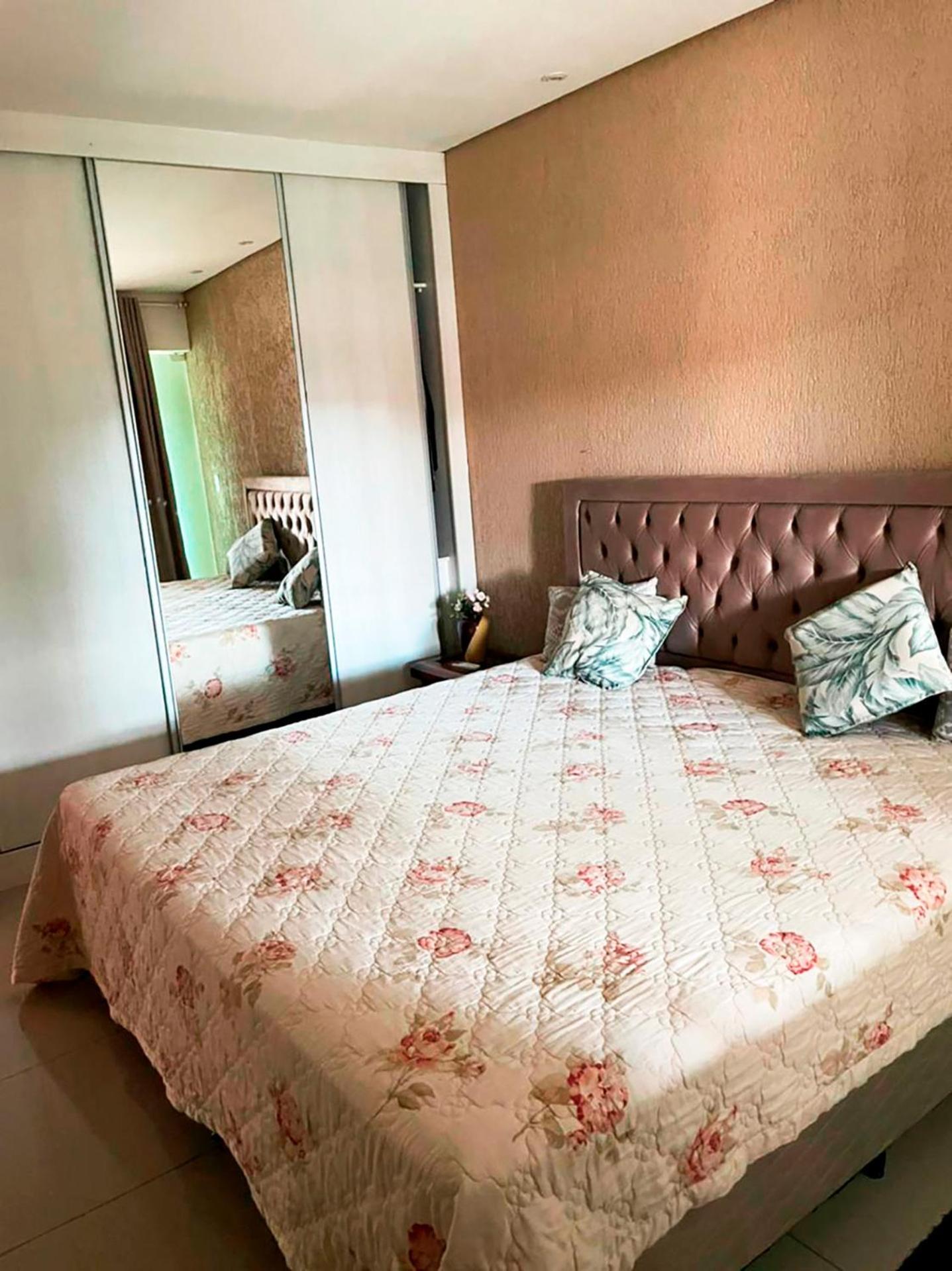 Casa de Campo com Wi-Fi churrasq e piscina em MG