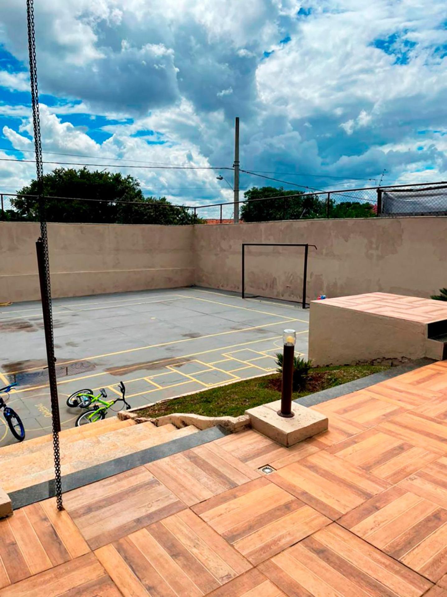 Casa de Campo com Wi-Fi churrasq e piscina em MG