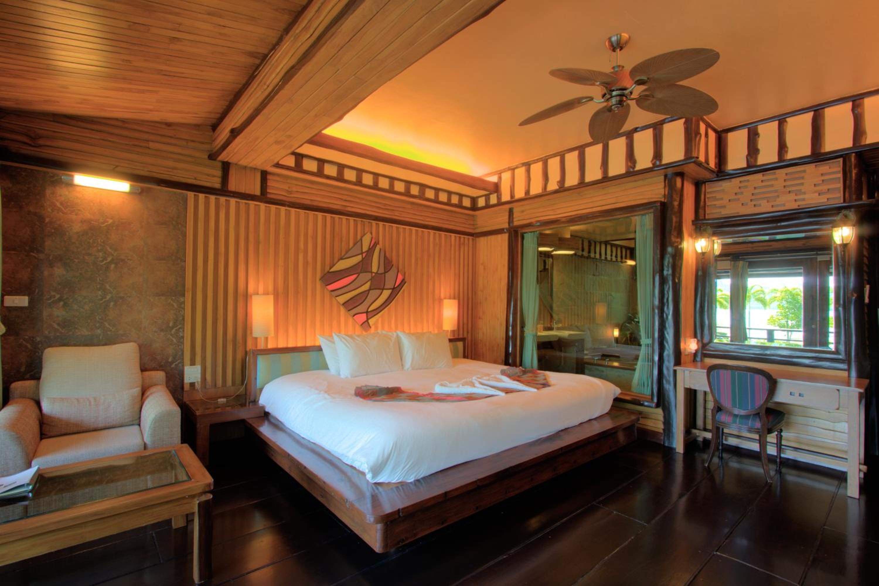 Parama Koh Chang