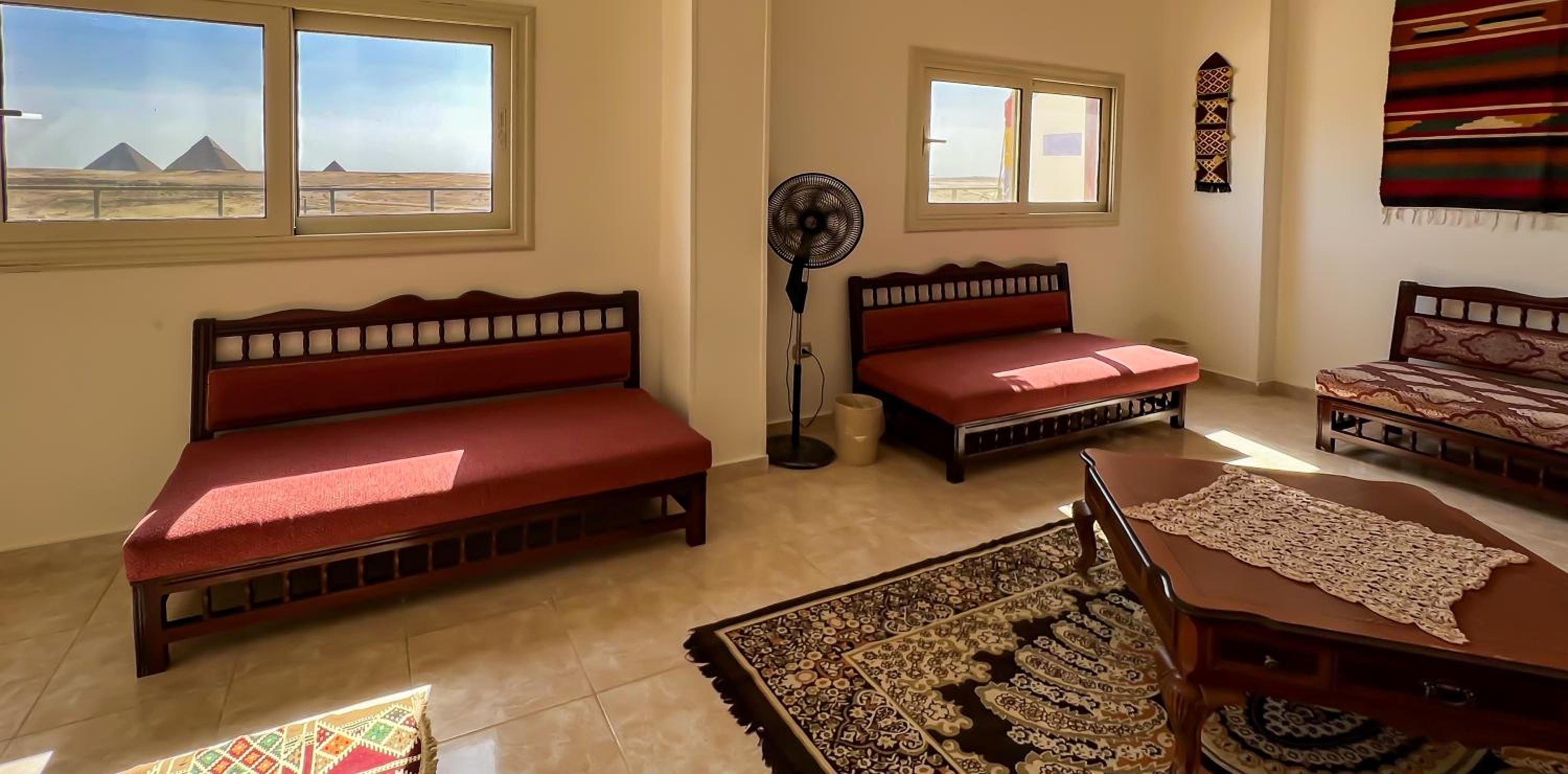Atlantis Pyramids Inn New