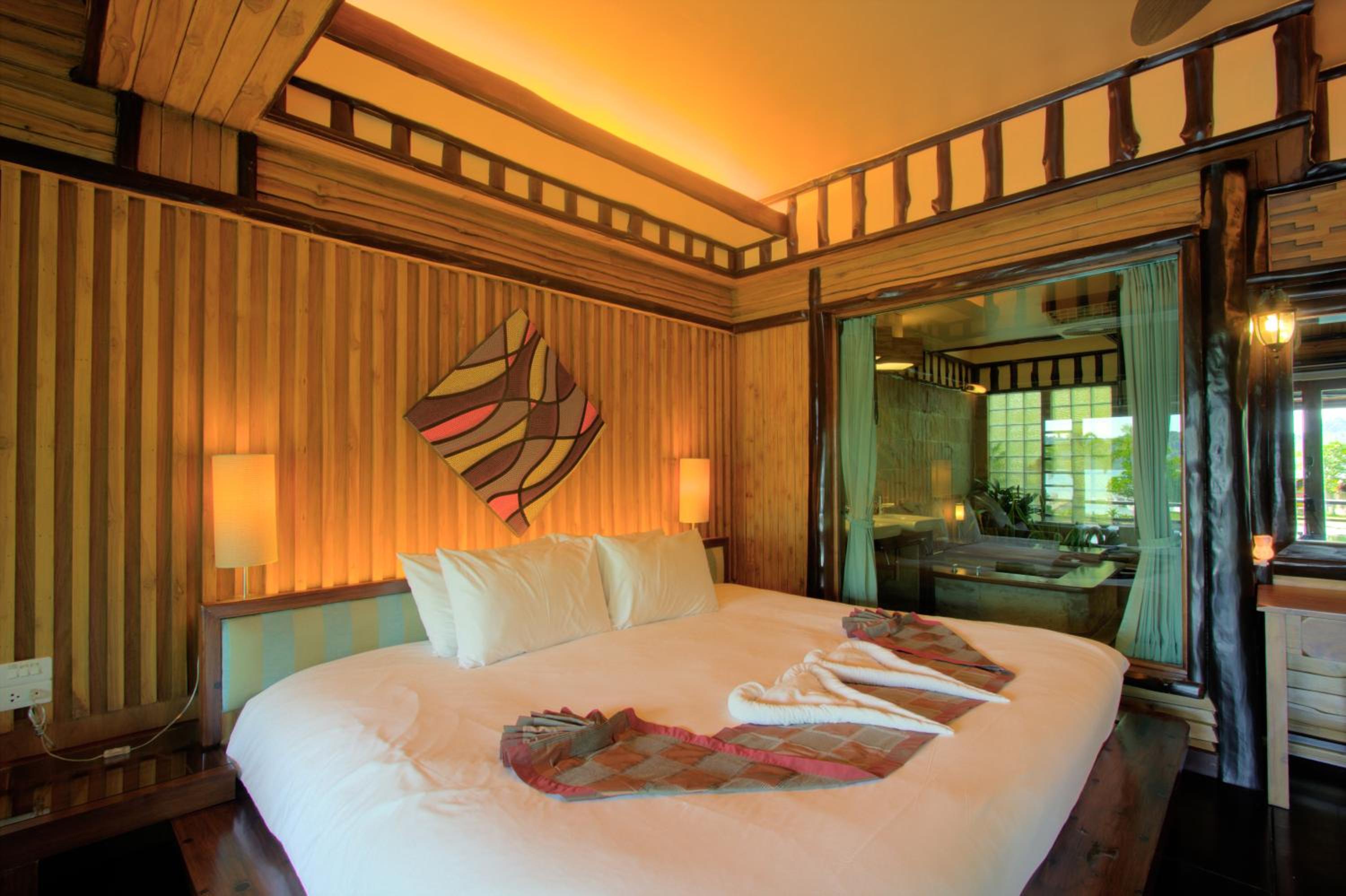 Parama Koh Chang