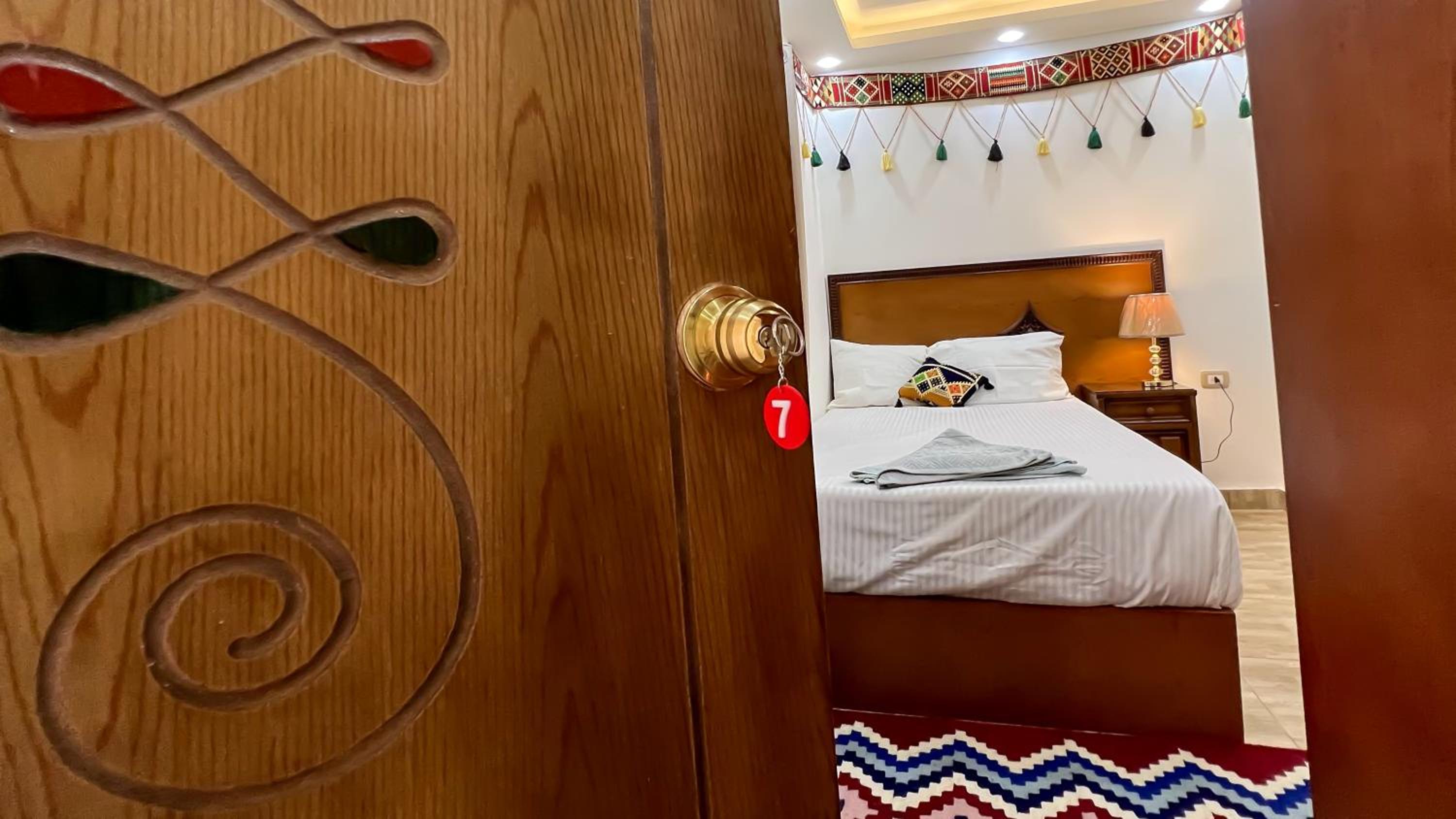 Atlantis Pyramids Inn New