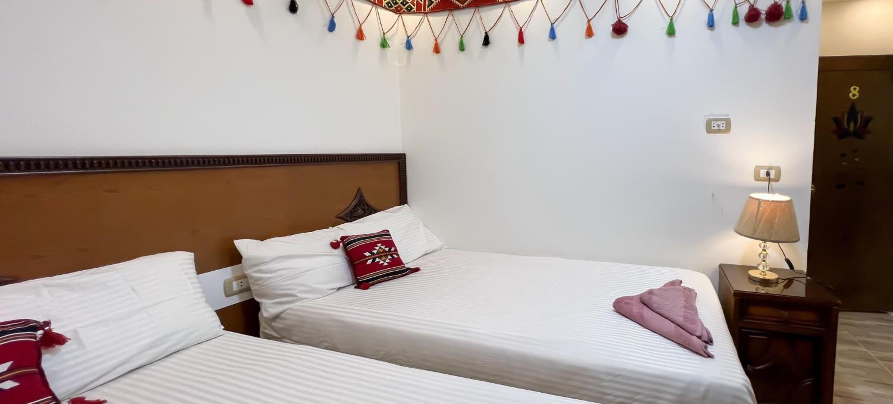 Atlantis Pyramids Inn New