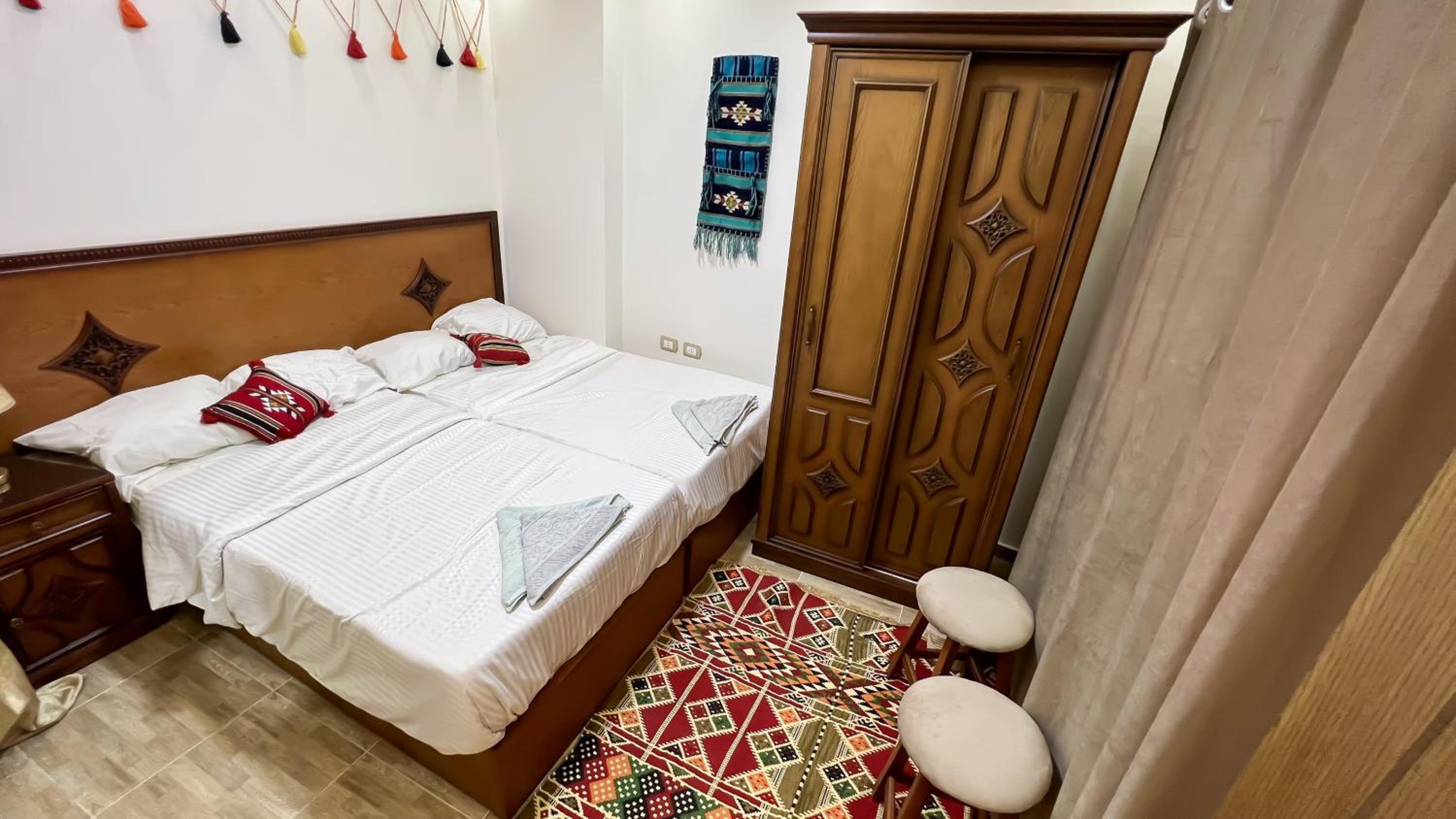 Atlantis Pyramids Inn New