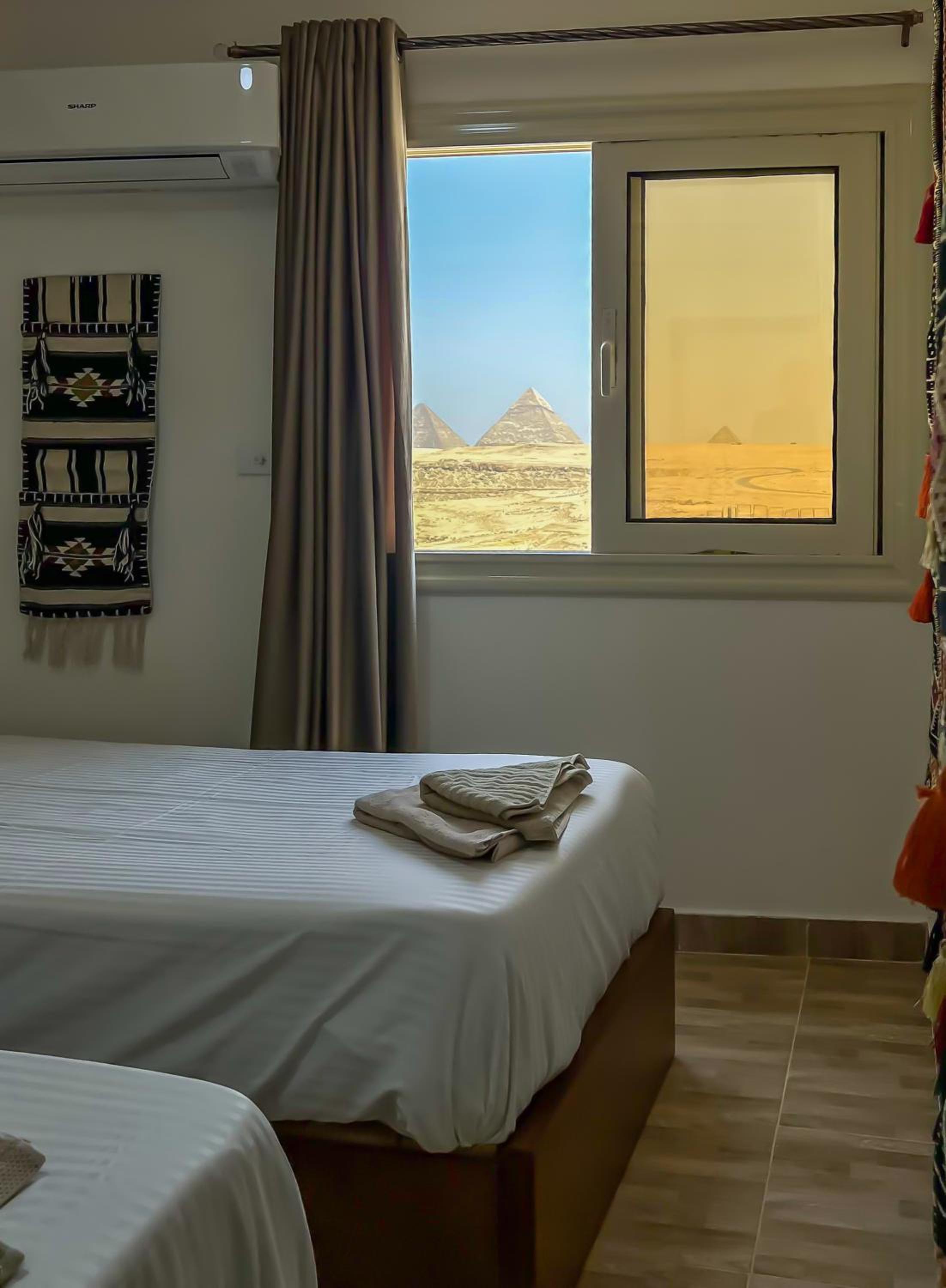 Atlantis Pyramids Inn New