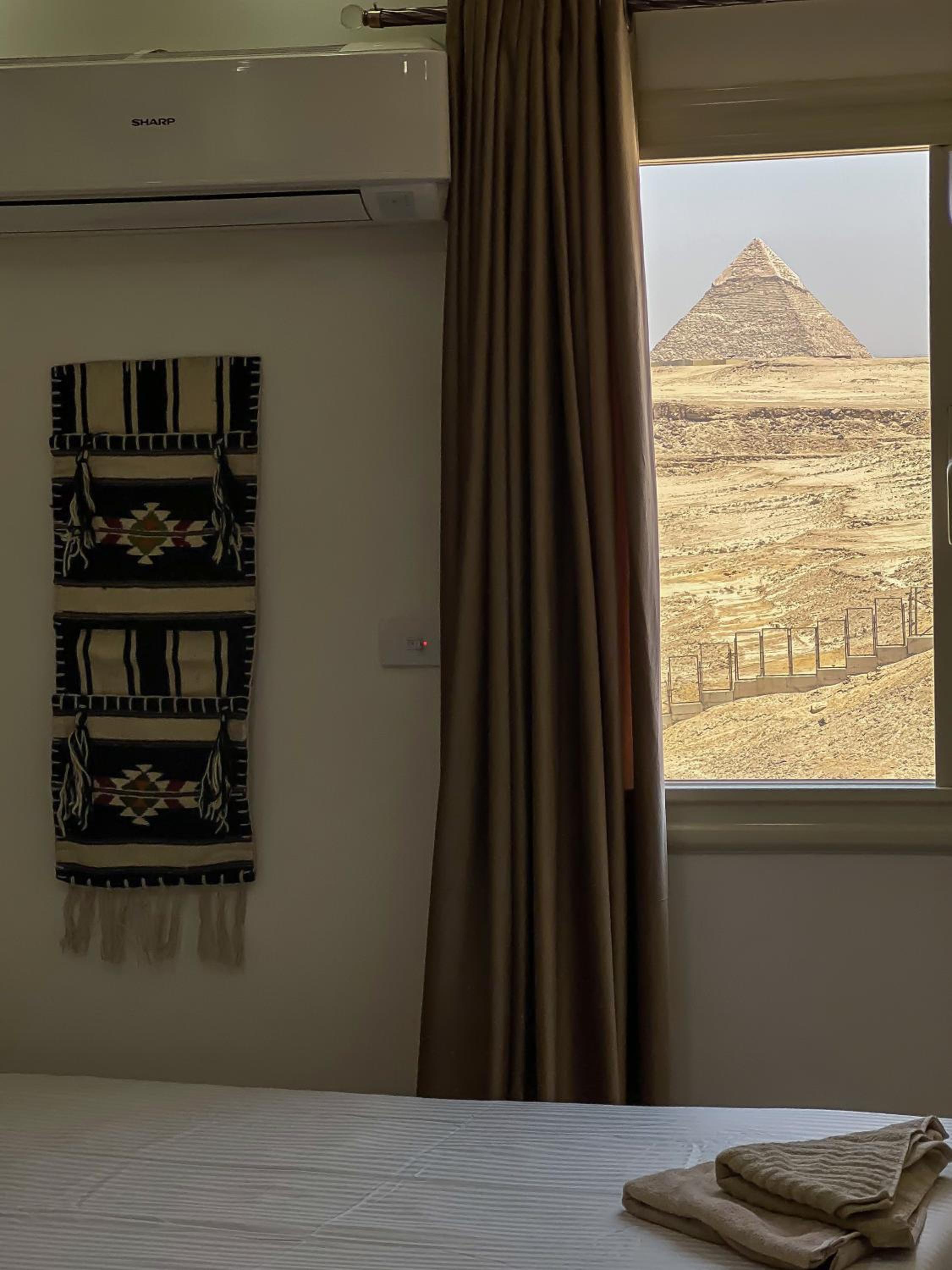 Atlantis Pyramids Inn New