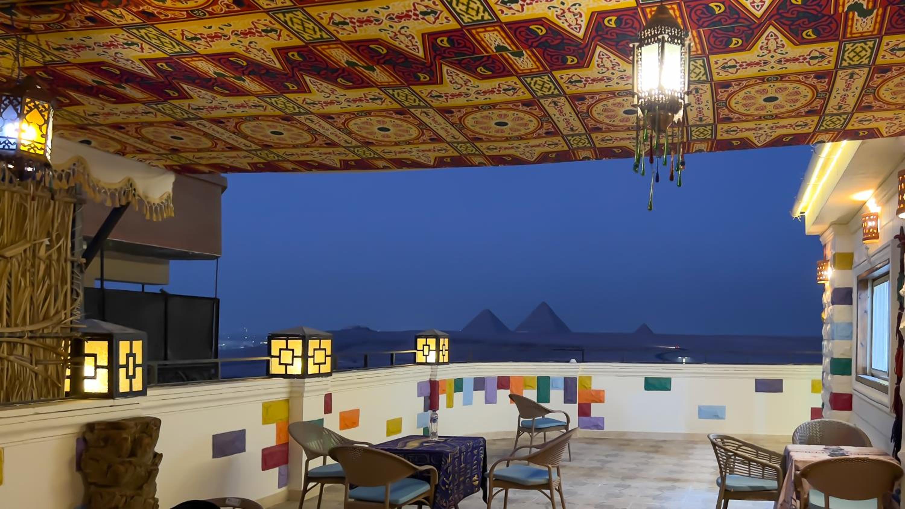 Atlantis Pyramids Inn New