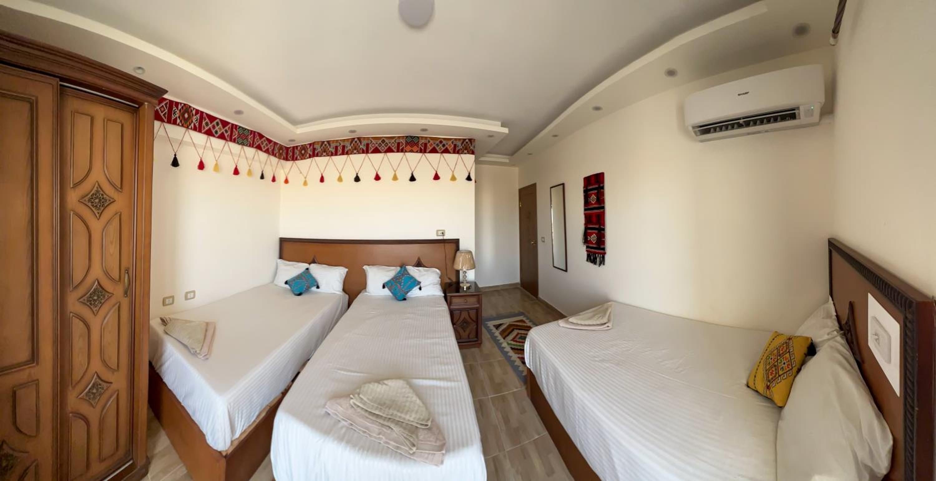 Atlantis Pyramids Inn New
