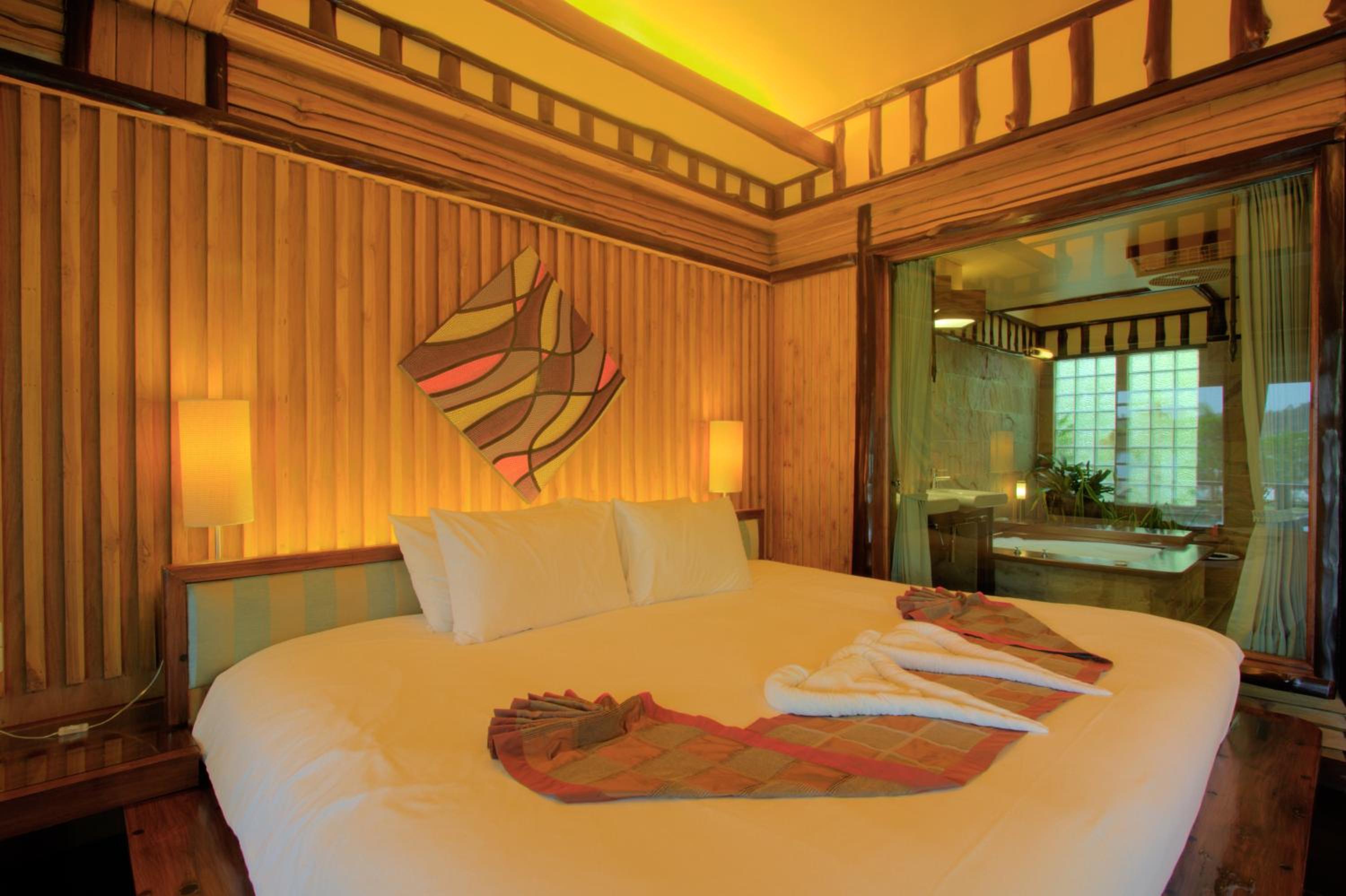 Parama Koh Chang